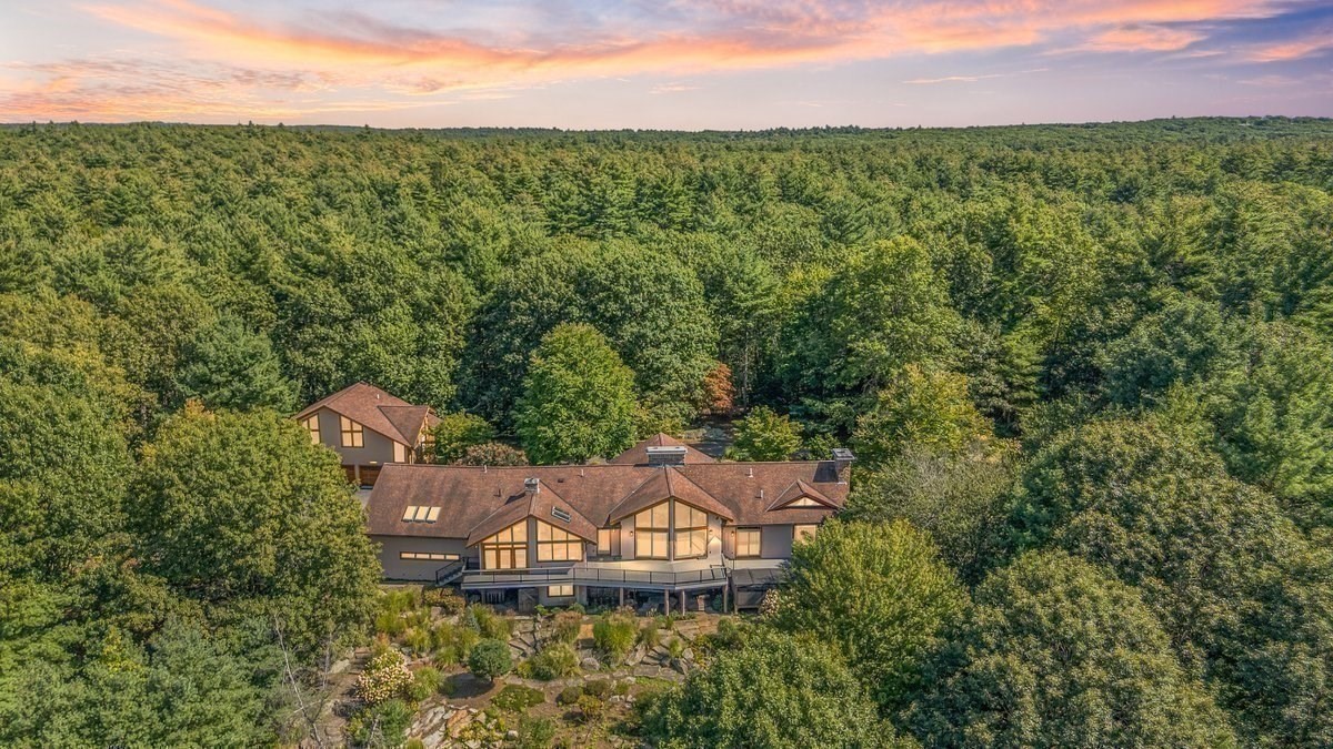 245 Linden Street, Boylston, MA 01505