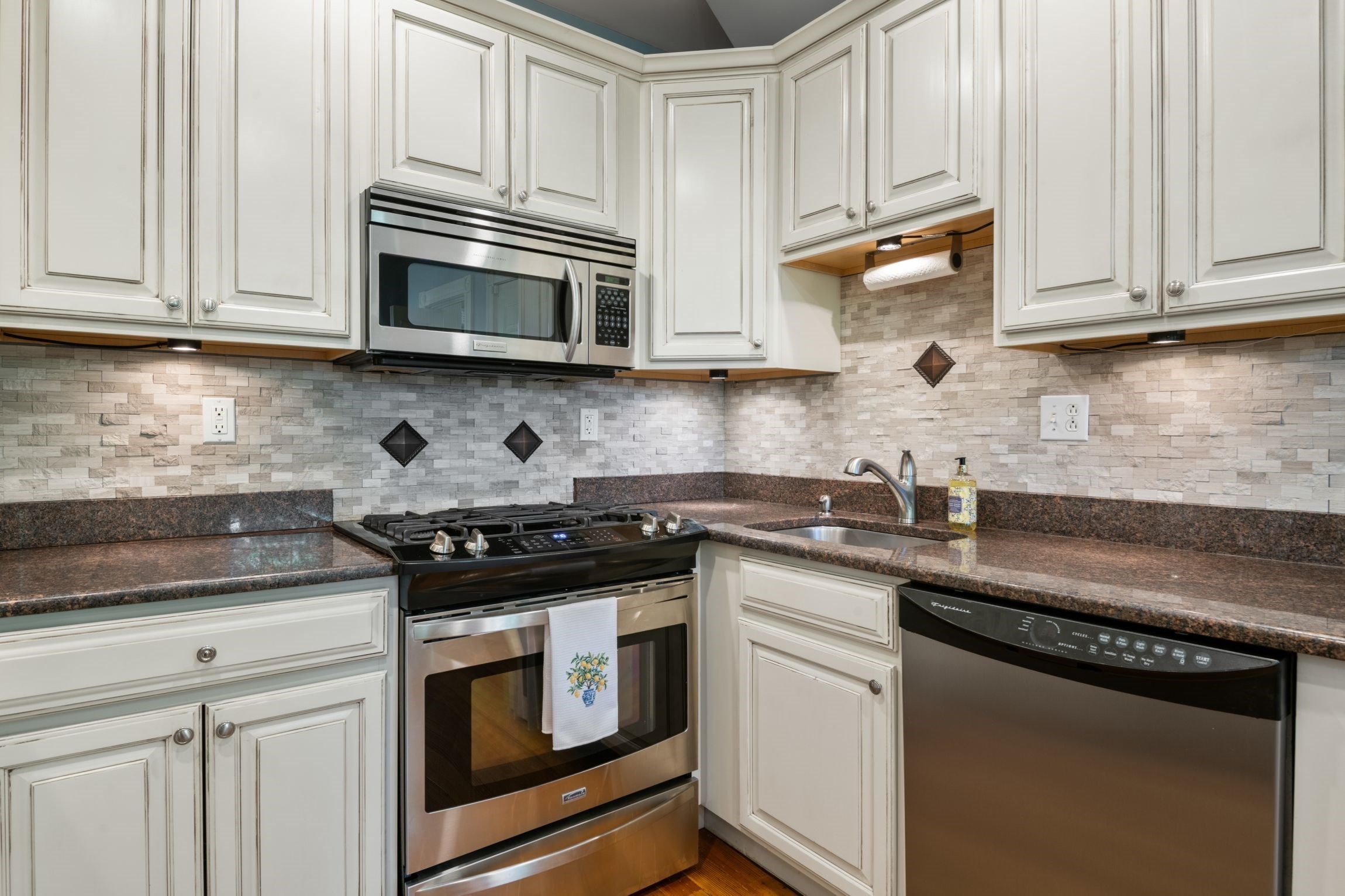 80 Pleasant St. Unit 2, Milton, MA 02186 - Image 13