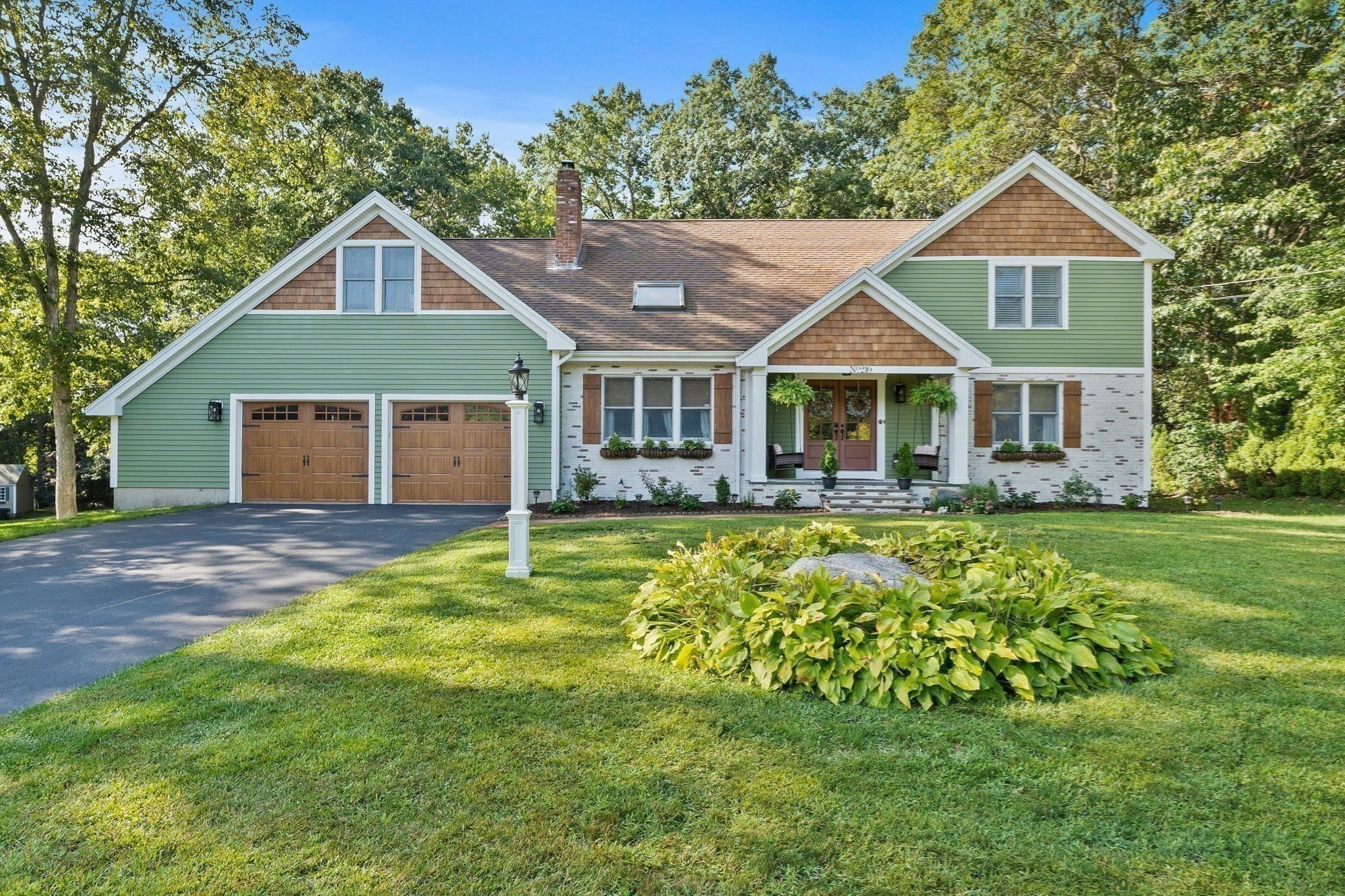 210 Boxwood Ln, Bridgewater, MA 02324