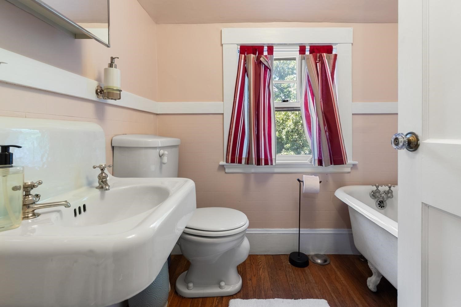 114 South Border Road, Medford, MA 02155 - Image 27