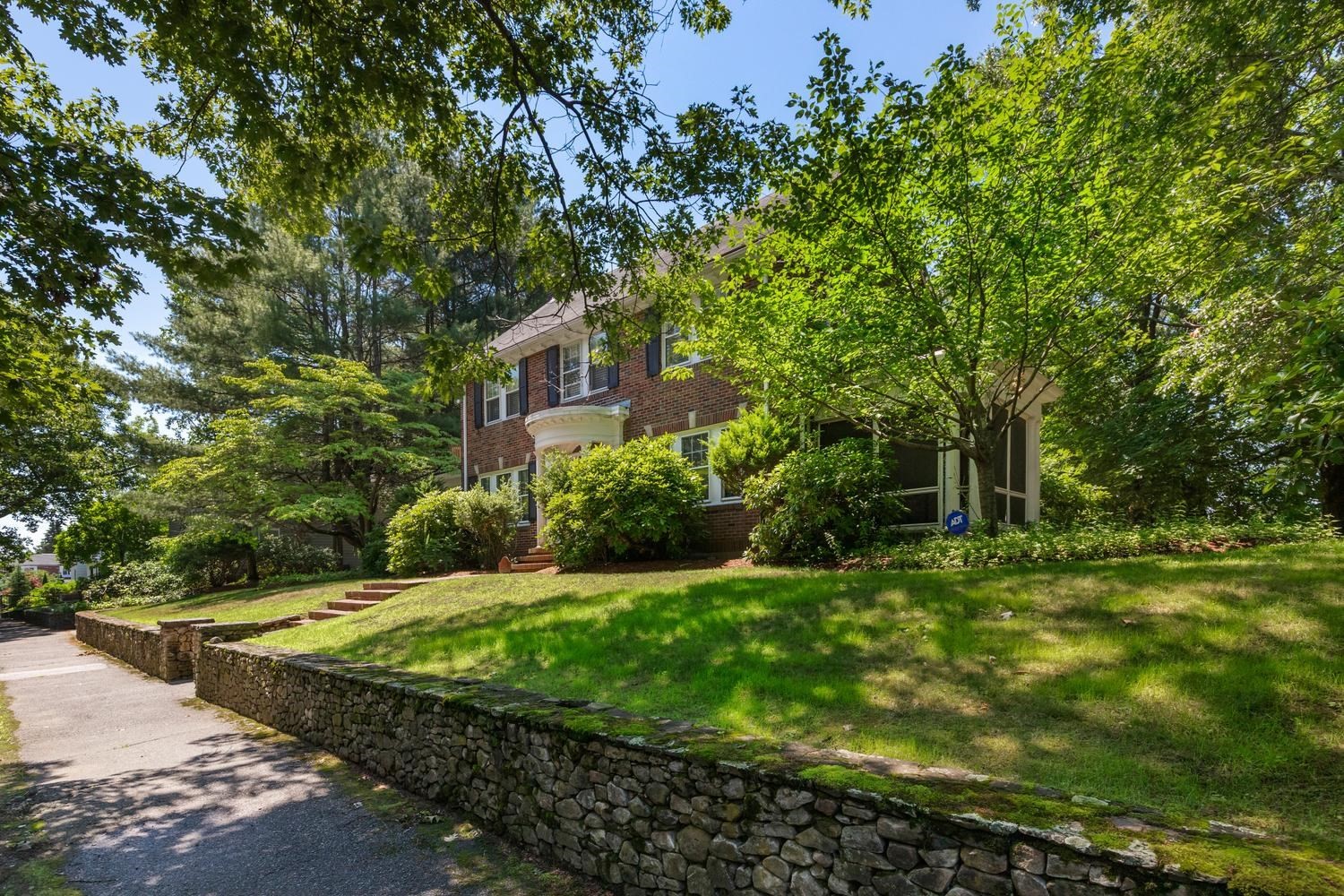 114 South Border Road, Medford, MA 02155 - Image 33