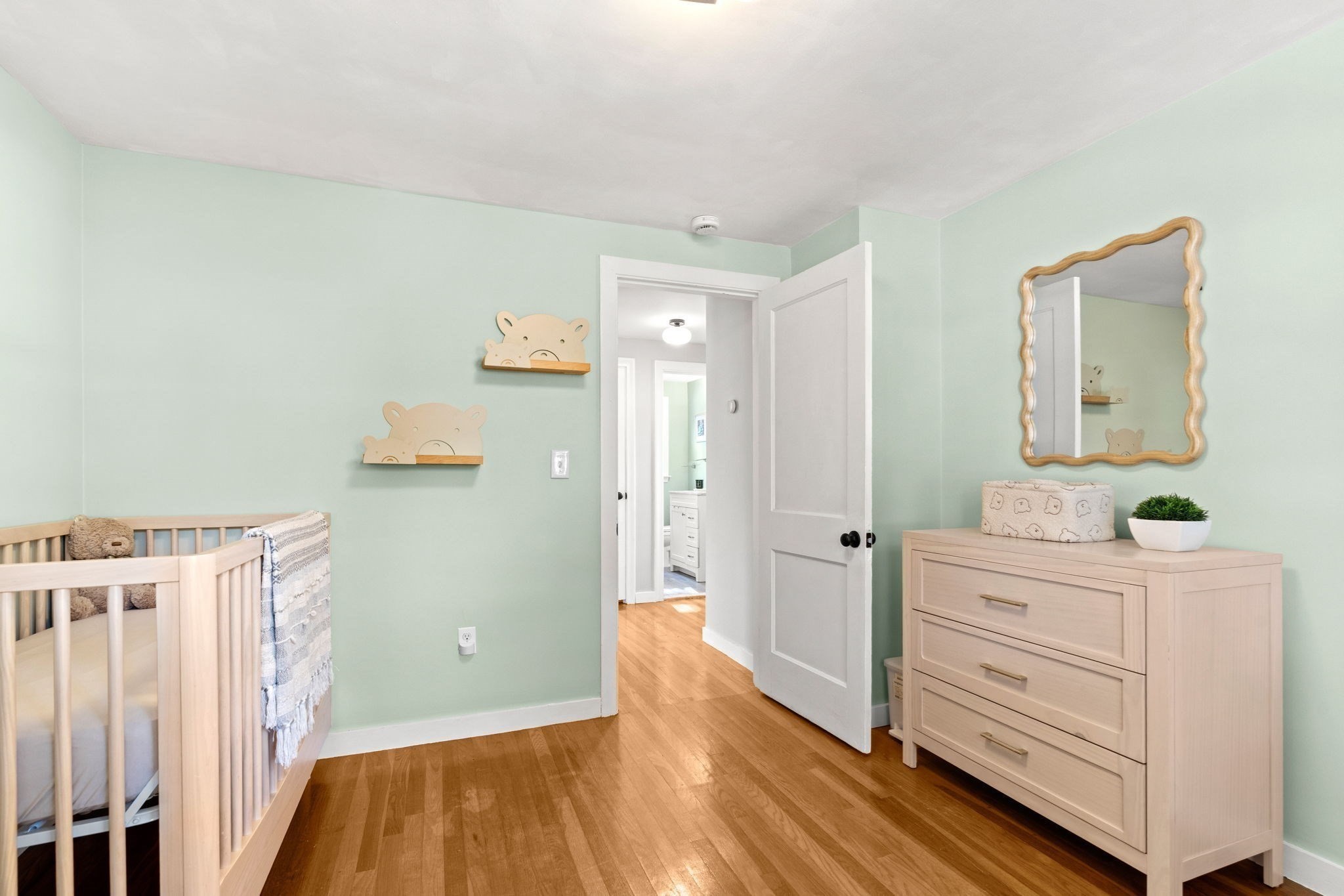 37 Andrews St, Medford, MA 02155 - Image 20