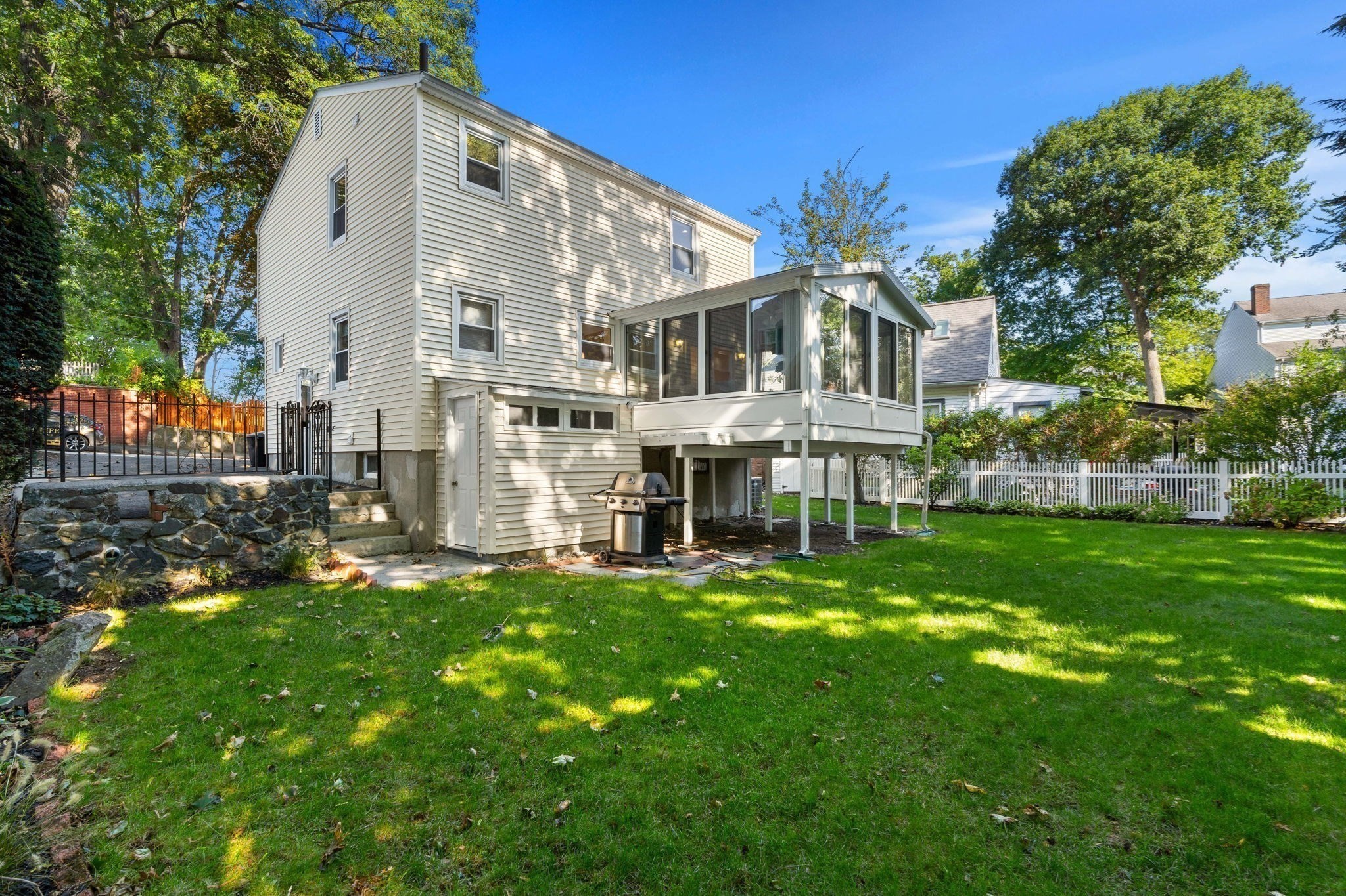 37 Andrews St, Medford, MA 02155 - Image 27