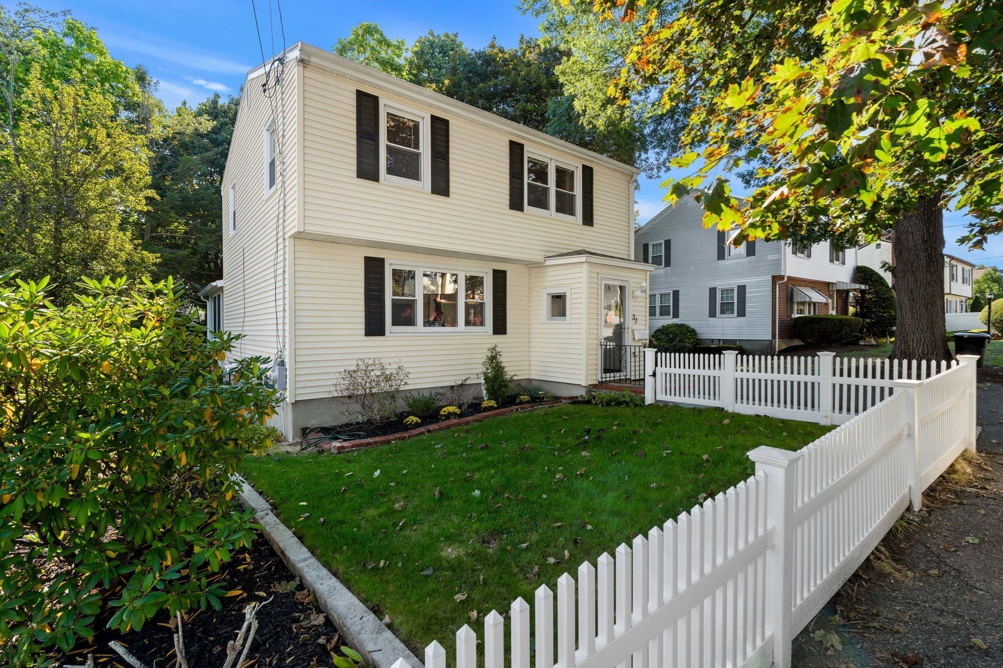 37 Andrews St, Medford, MA 02155 - Image 29