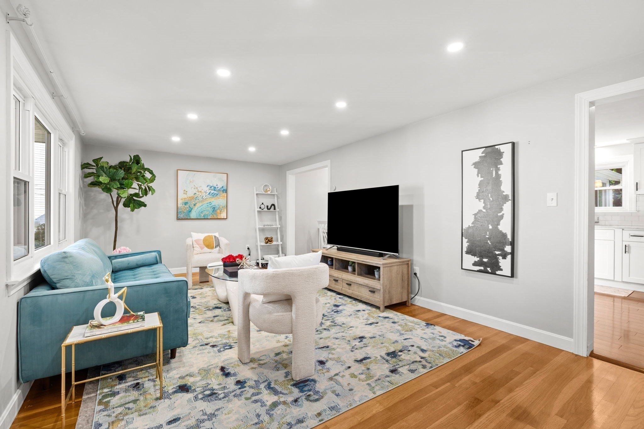 37 Andrews St, Medford, MA 02155 - Image 4