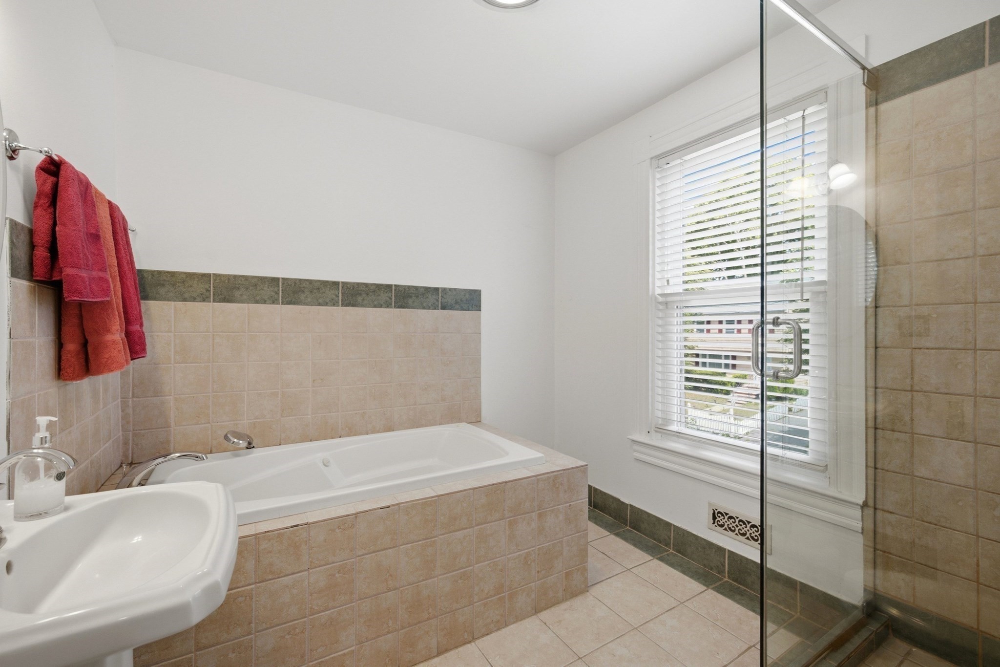 36 Walton St, Dorchester, Boston, MA 02124 - Image 16