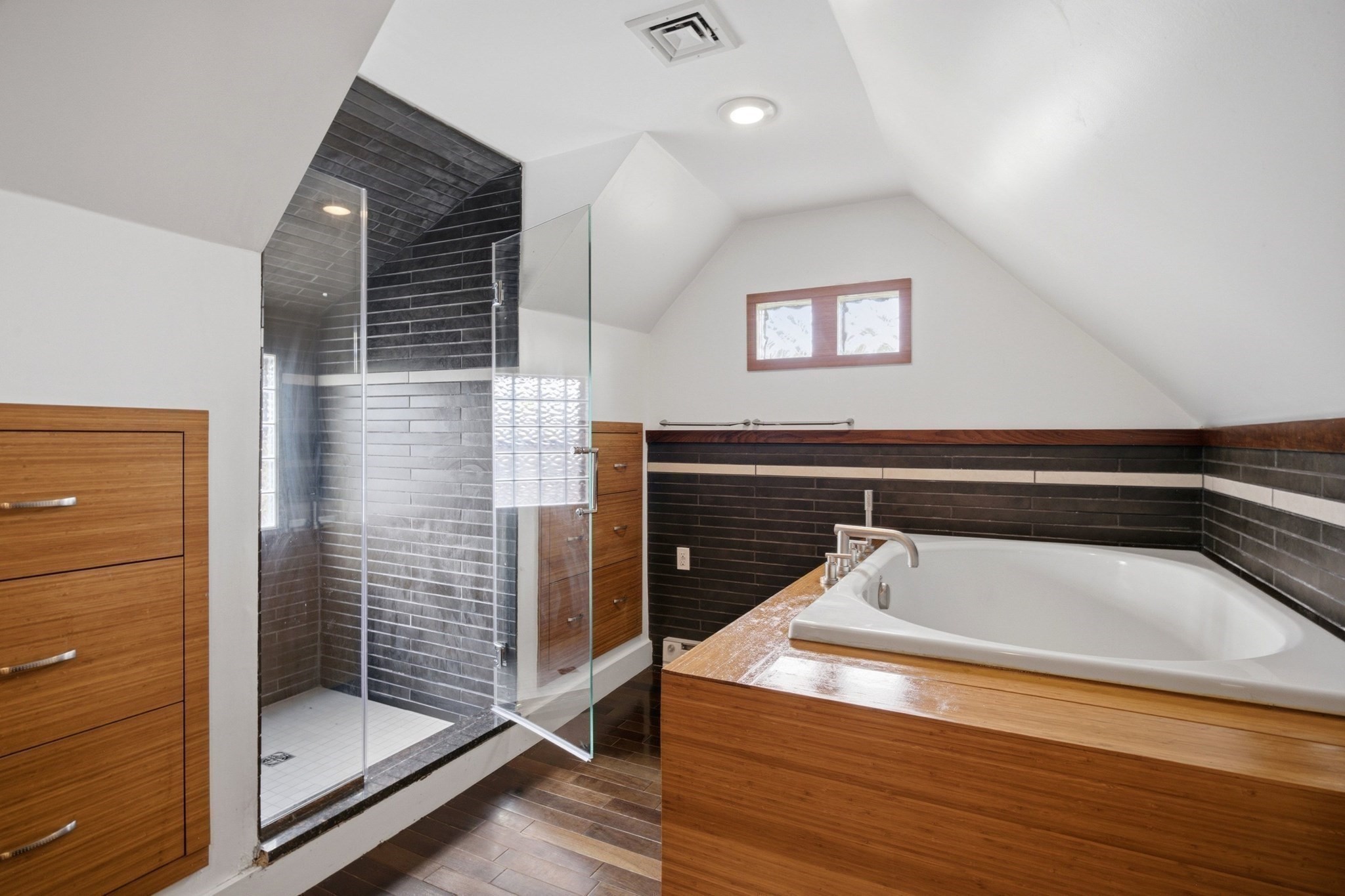 36 Walton St, Dorchester, Boston, MA 02124 - Image 28