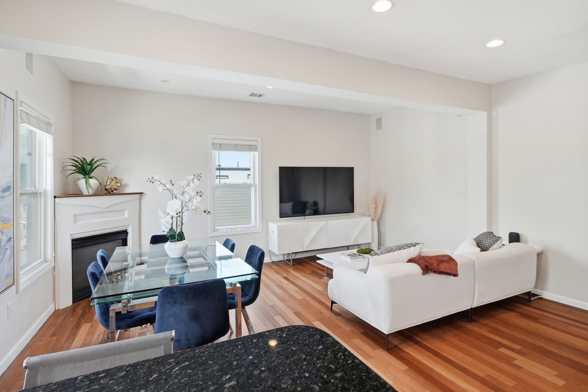 841 Saratoga St Unit PH3, East Boston, Boston, MA 02128
