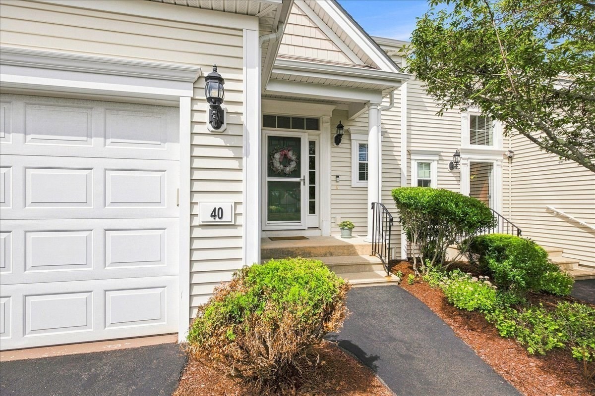 40 Stonebridge Dr Unit 40, Hanson, MA 02341