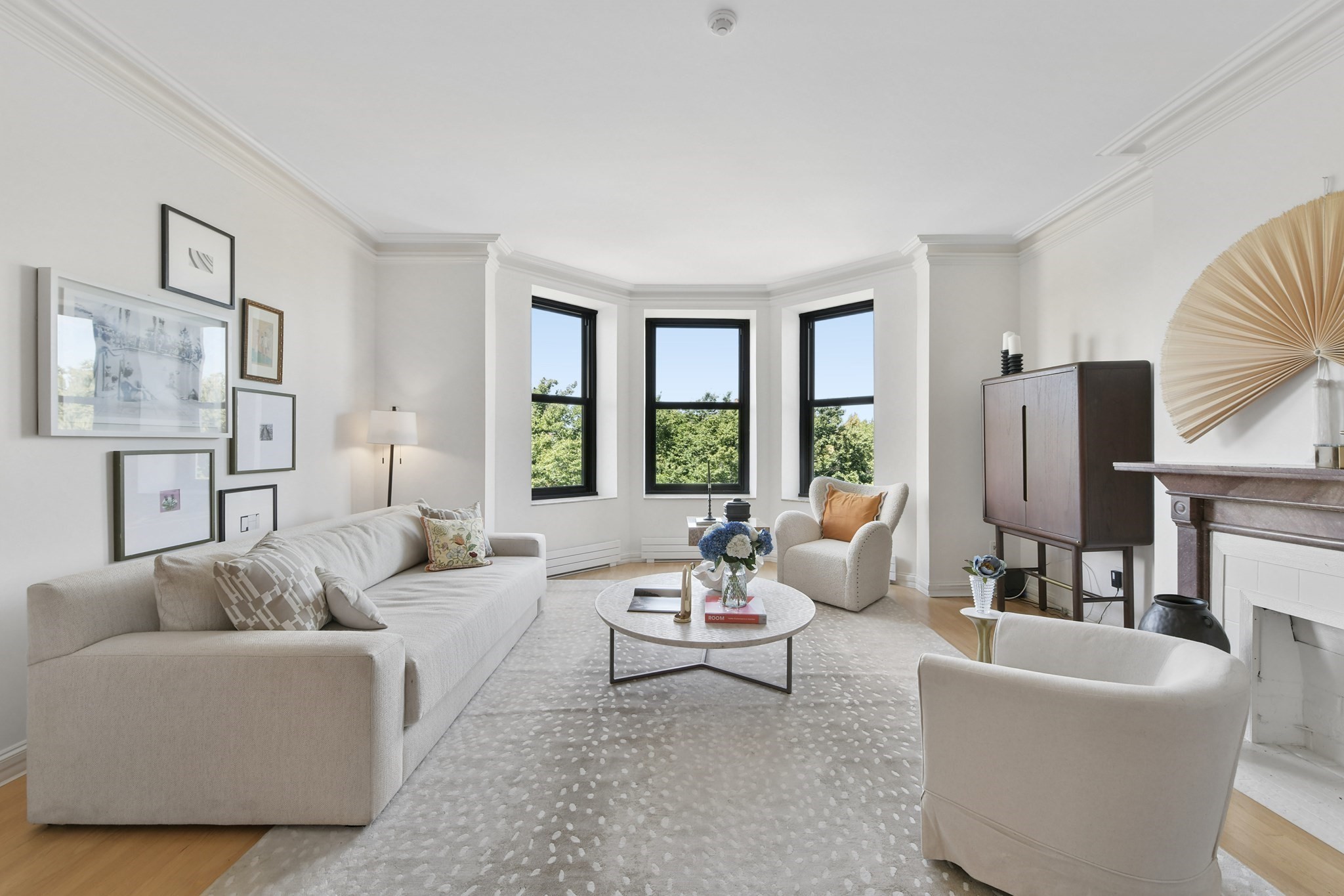 160 Commonwealth Avenue Unit 414, Back Bay, Boston, MA 02116