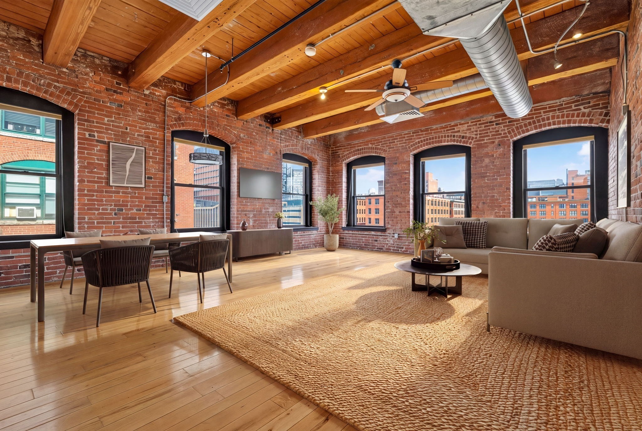 21 Wormwood St Unit 515, Seaport, Boston, MA 02210