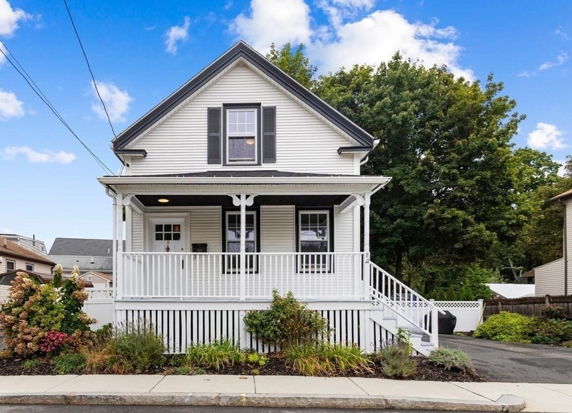 8 Cliff St, Malden, MA 02148