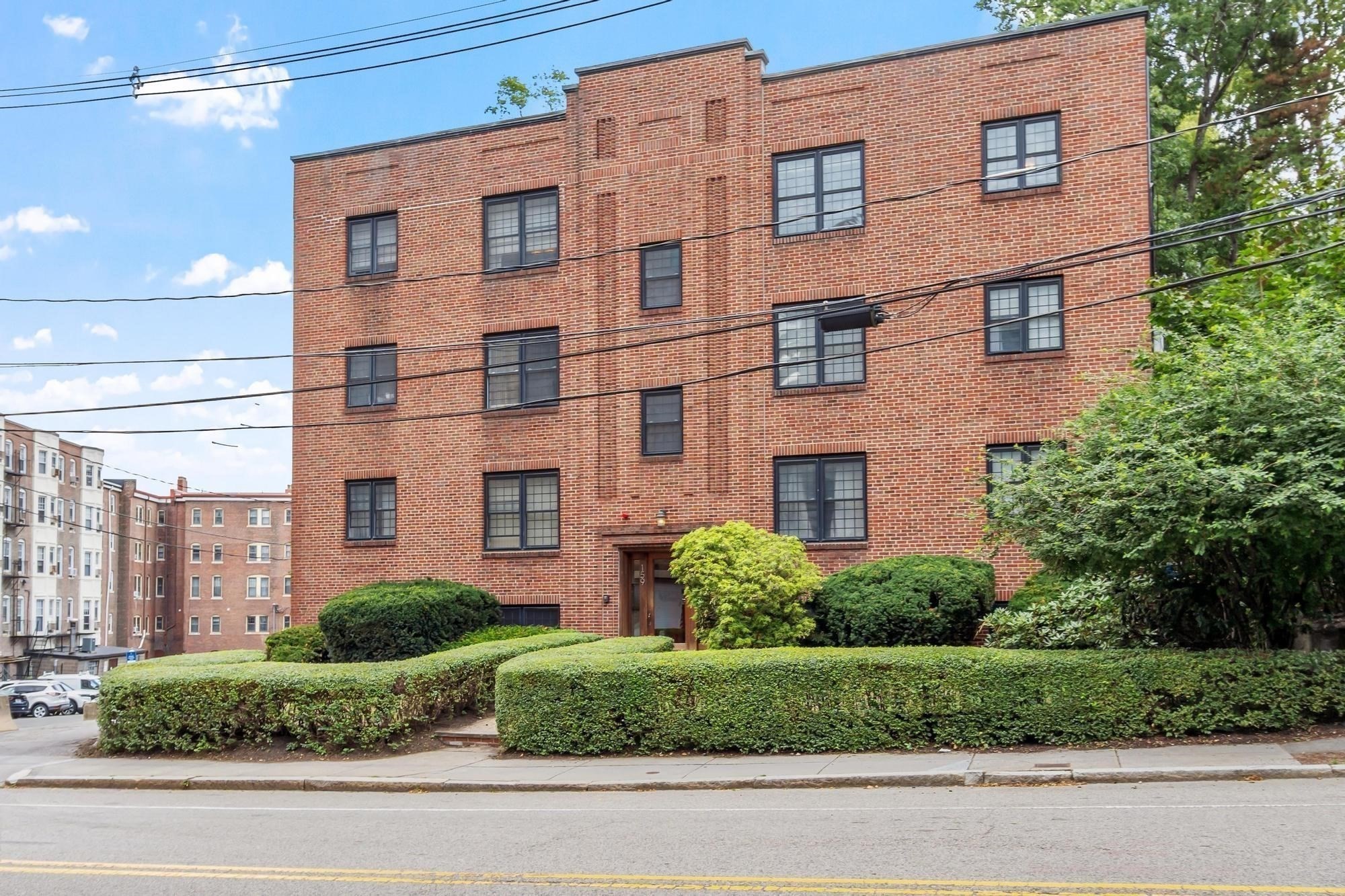 159 St Paul Street Unit 1, Brookline, MA 02446
