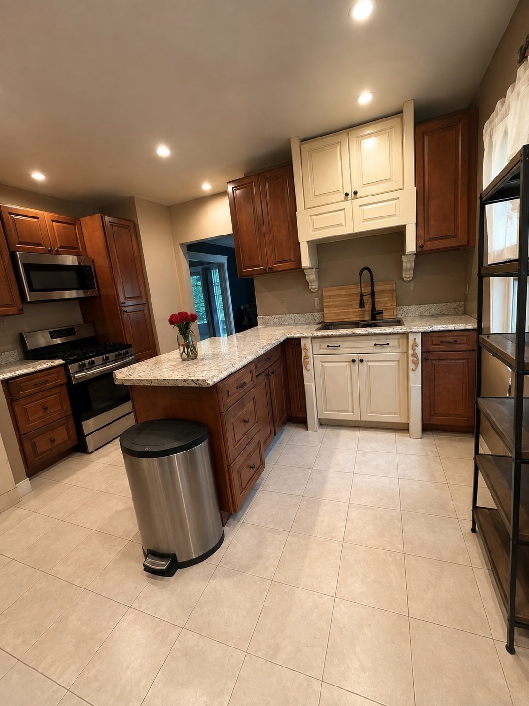 9 Nazing St, Roxbury, Boston, MA 02121 - Image 17