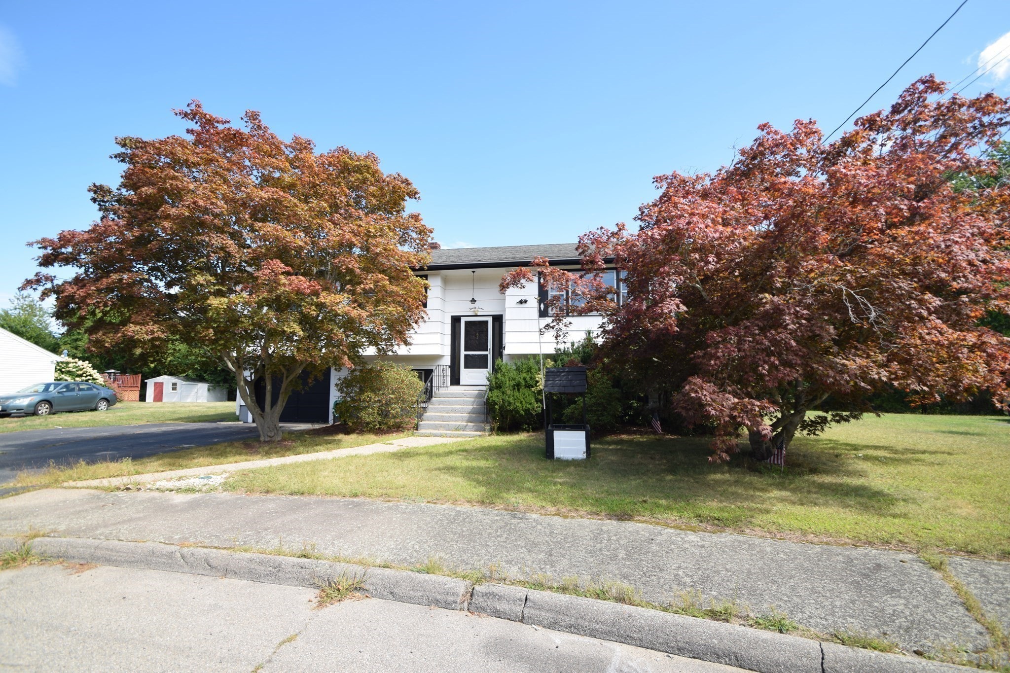 27 Niles Rd, Randolph, MA 02368