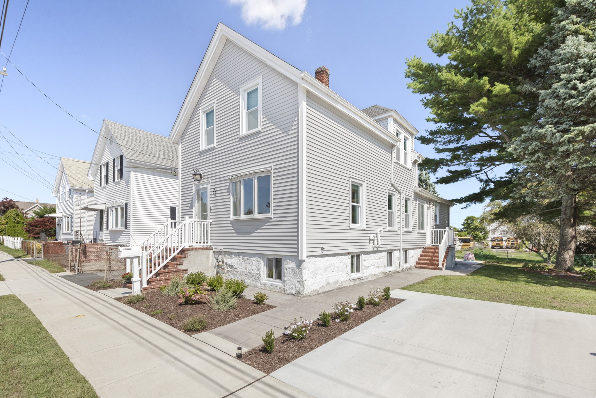 28 Saint John St, Dartmouth, MA 02748 - Image 2