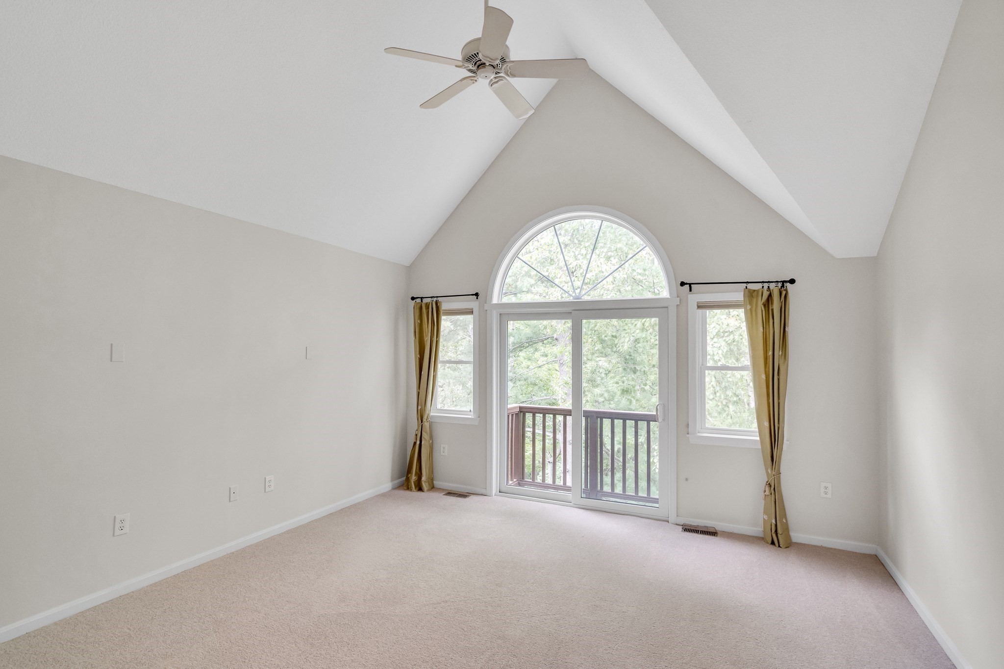 243 Bishops Forest Dr Unit 243, Waltham, MA 02452 - Image 15