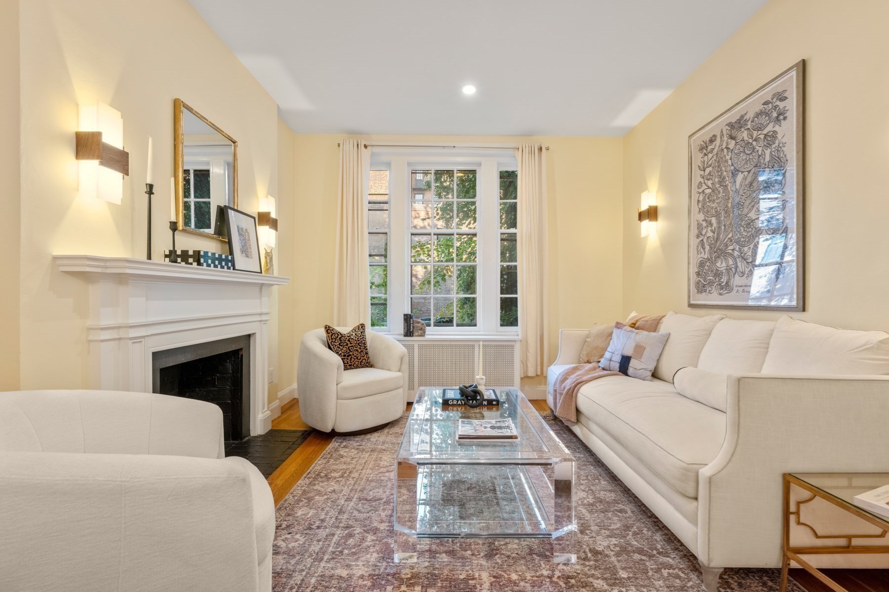 54 Brimmer St, Beacon Hill, Boston, MA 02108