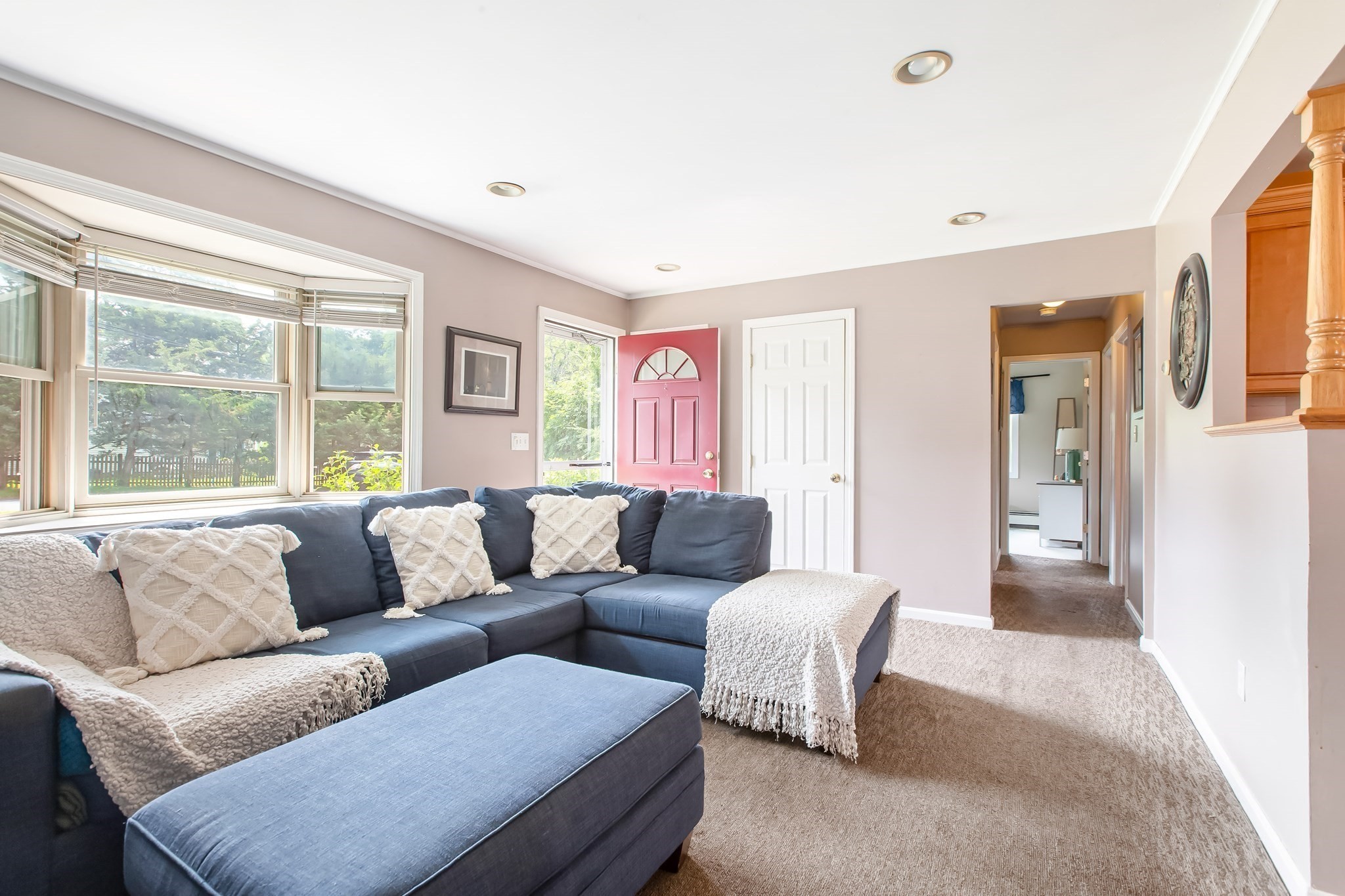 5 Birch St, Bourne, MA 02532