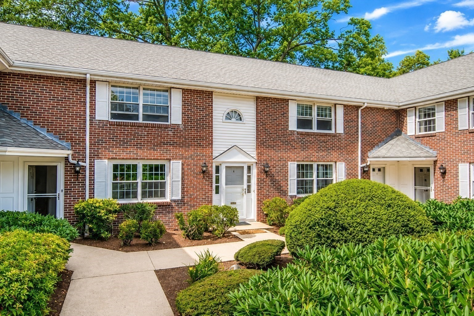21 Westerly St Unit 6, Wellesley, MA 02482