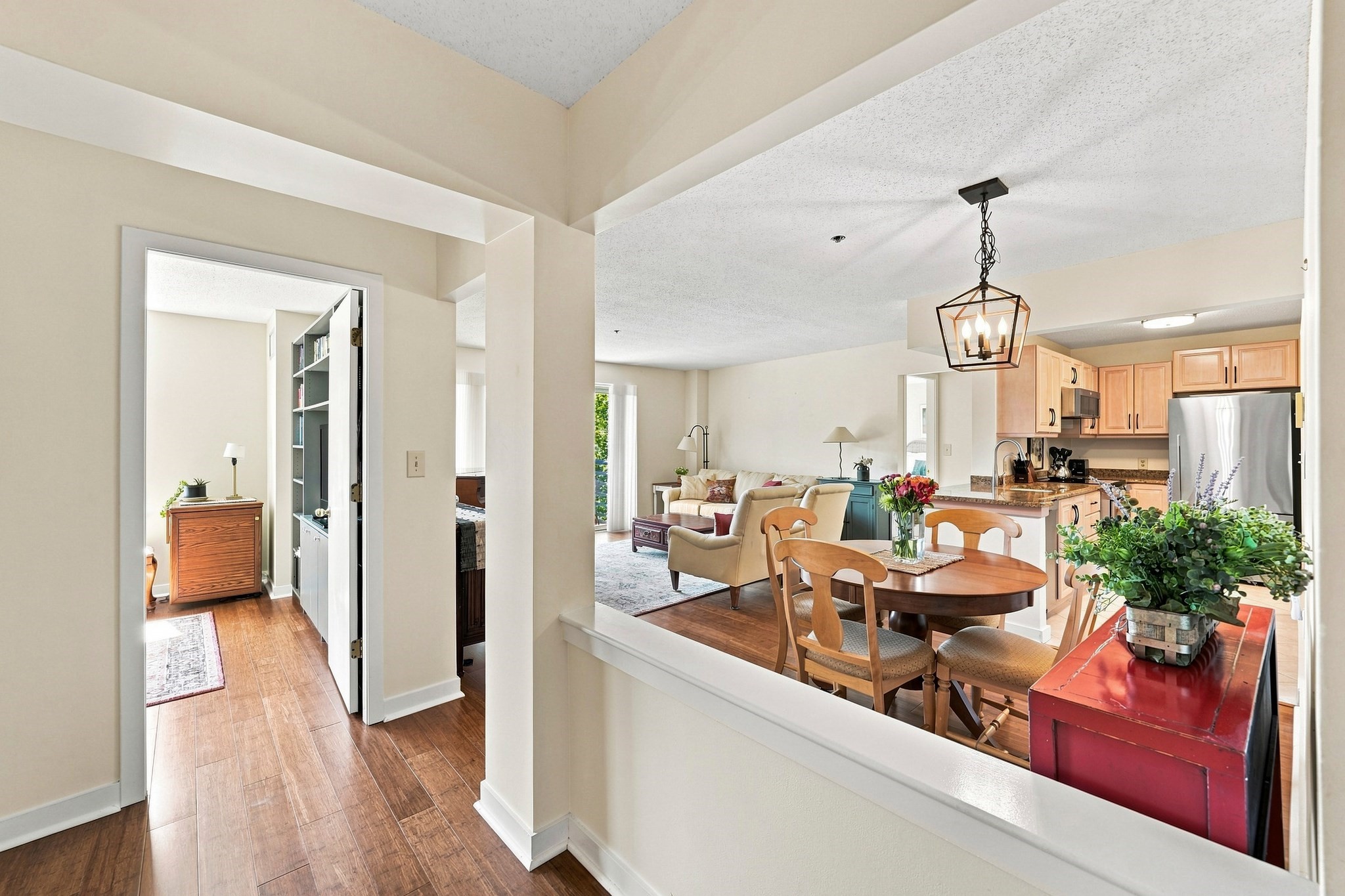 273 Cambridge Rd Unit 505, Woburn, MA 01801
