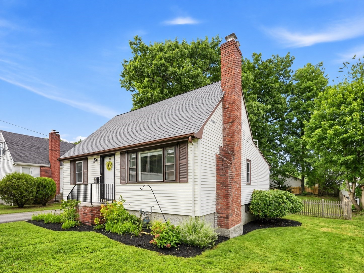 106 Paul St, Dedham, MA 02026