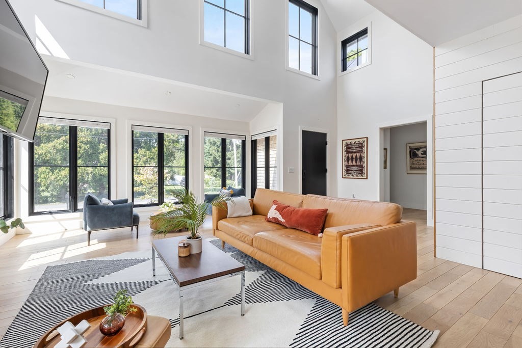1 Sunset Ln, Dartmouth, MA 02748 - Image 2