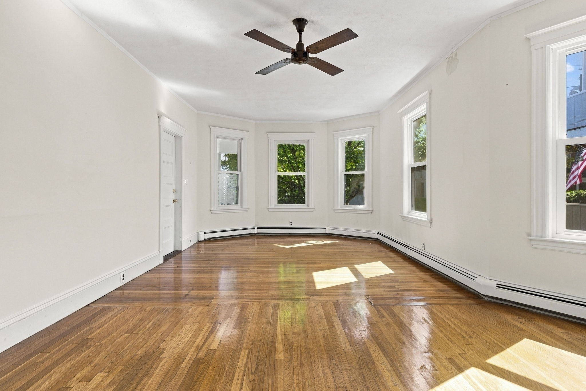 16 Usher Rd, Medford, MA 02155 - Image 3