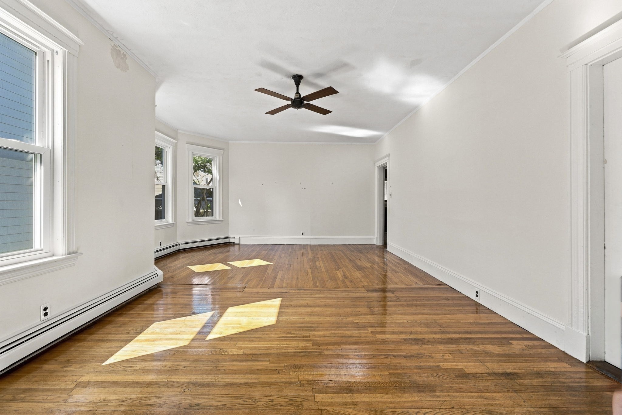 16 Usher Rd, Medford, MA 02155 - Image 4
