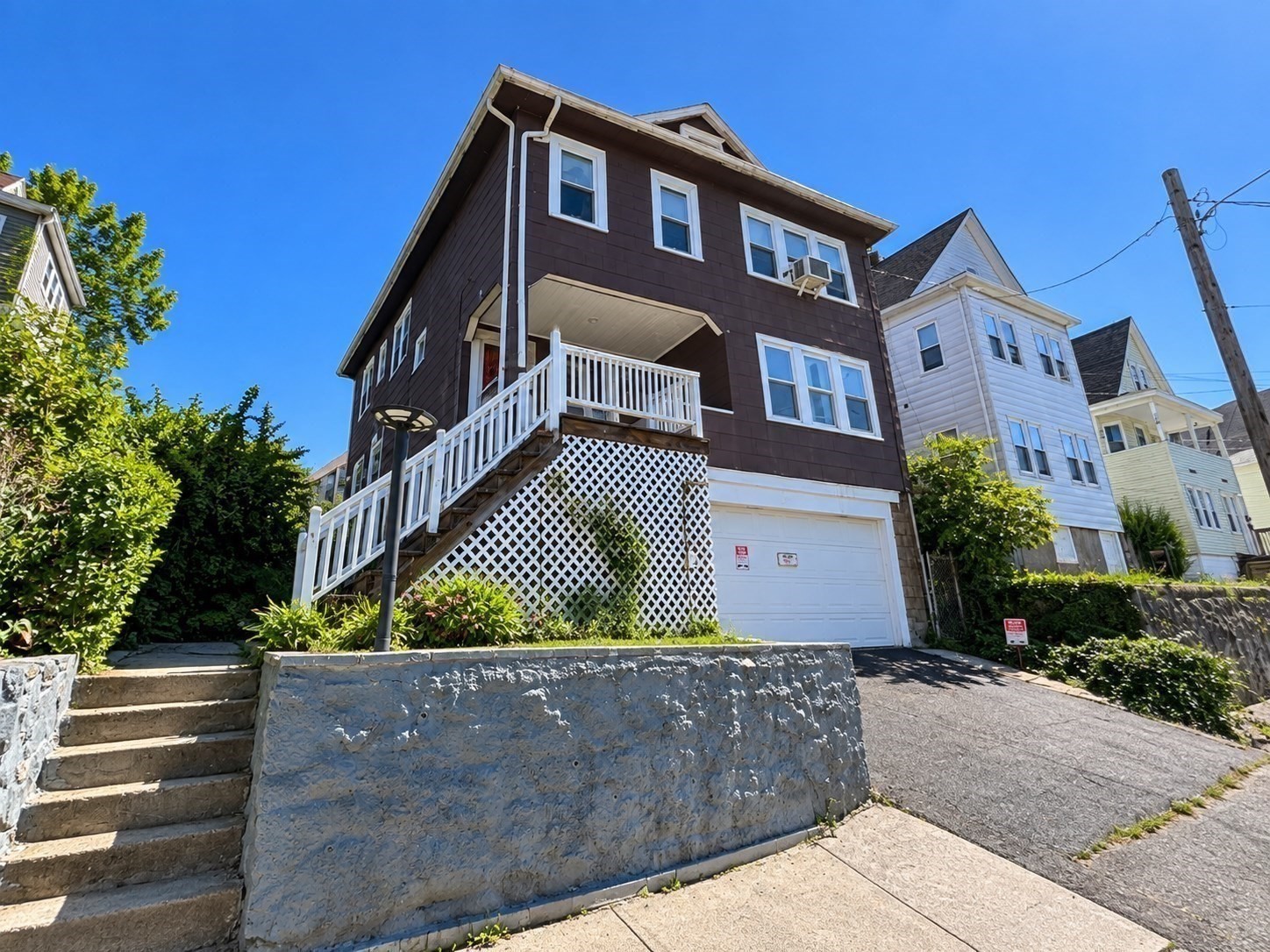 85 Wolcott St, Malden, MA 02134