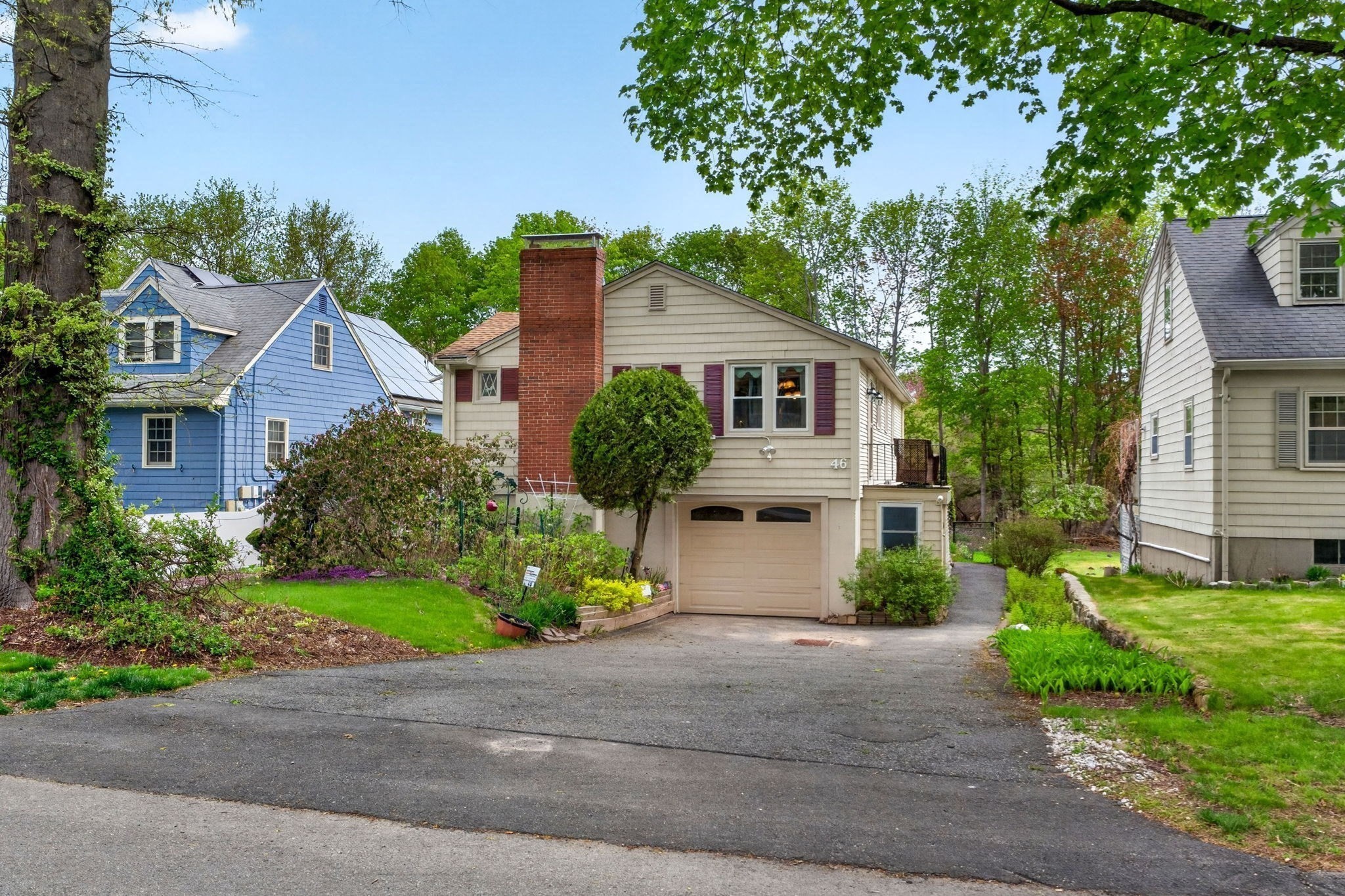 46 Grapevine Ave, Lexington, MA 02421