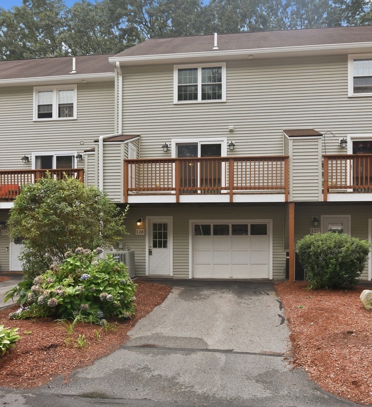 126 Patrick Rd Unit 126, Tewksbury, MA 01876