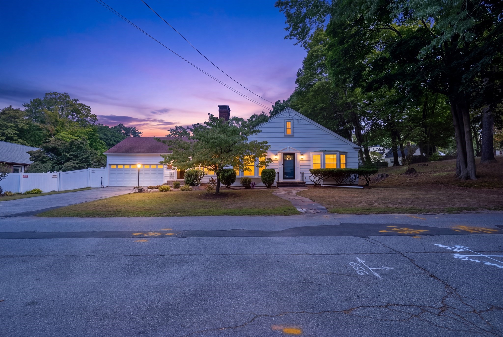 163 Oakside Ave, Methuen, MA 01844