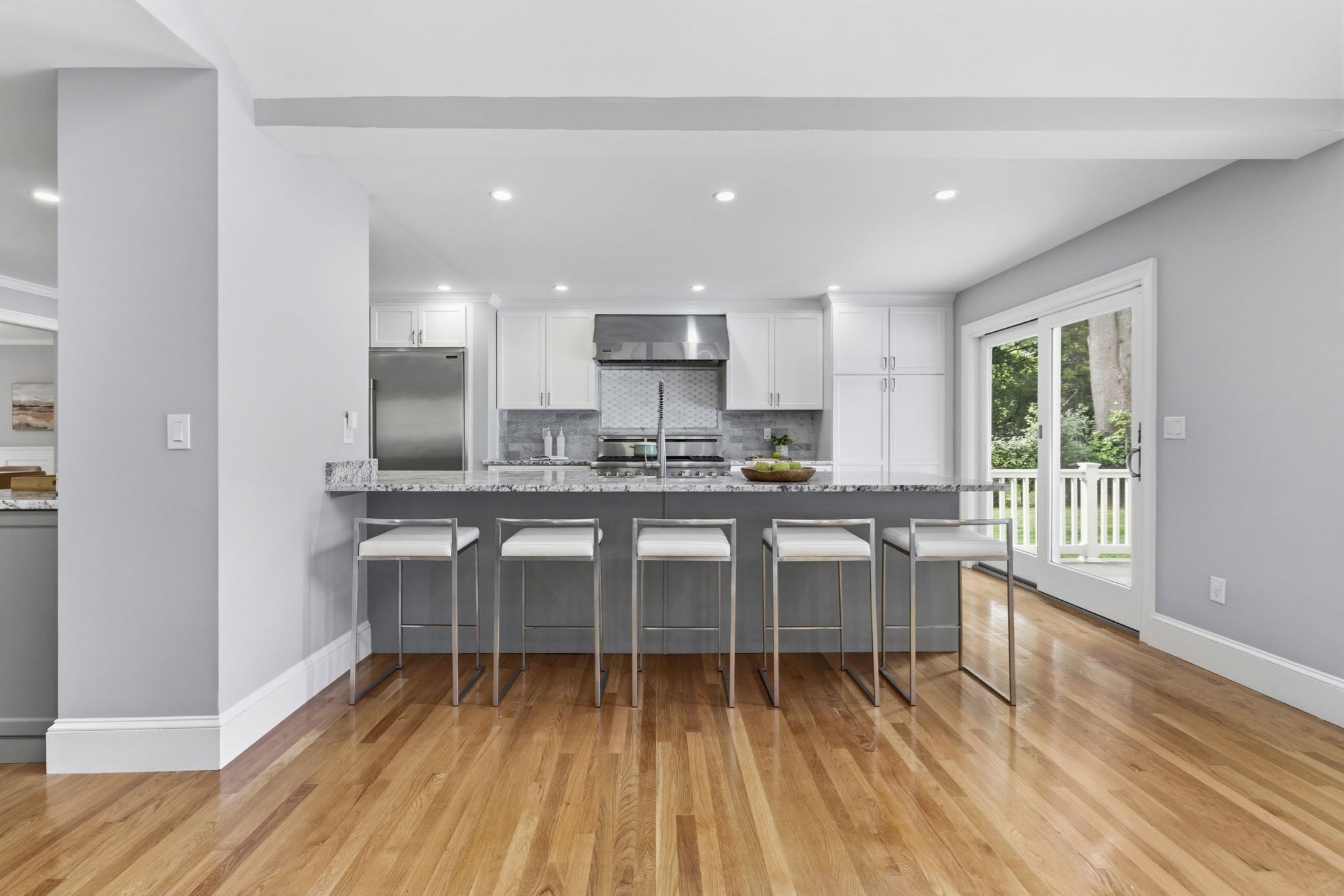 32 Parkvale Rd, Needham, MA 02492 - Image 8