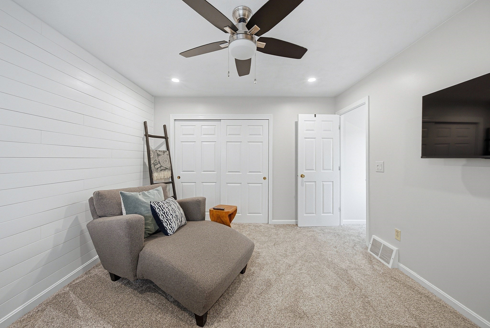 16 Country Club Rd Unit 16, Peabody, MA 01960 - Image 21