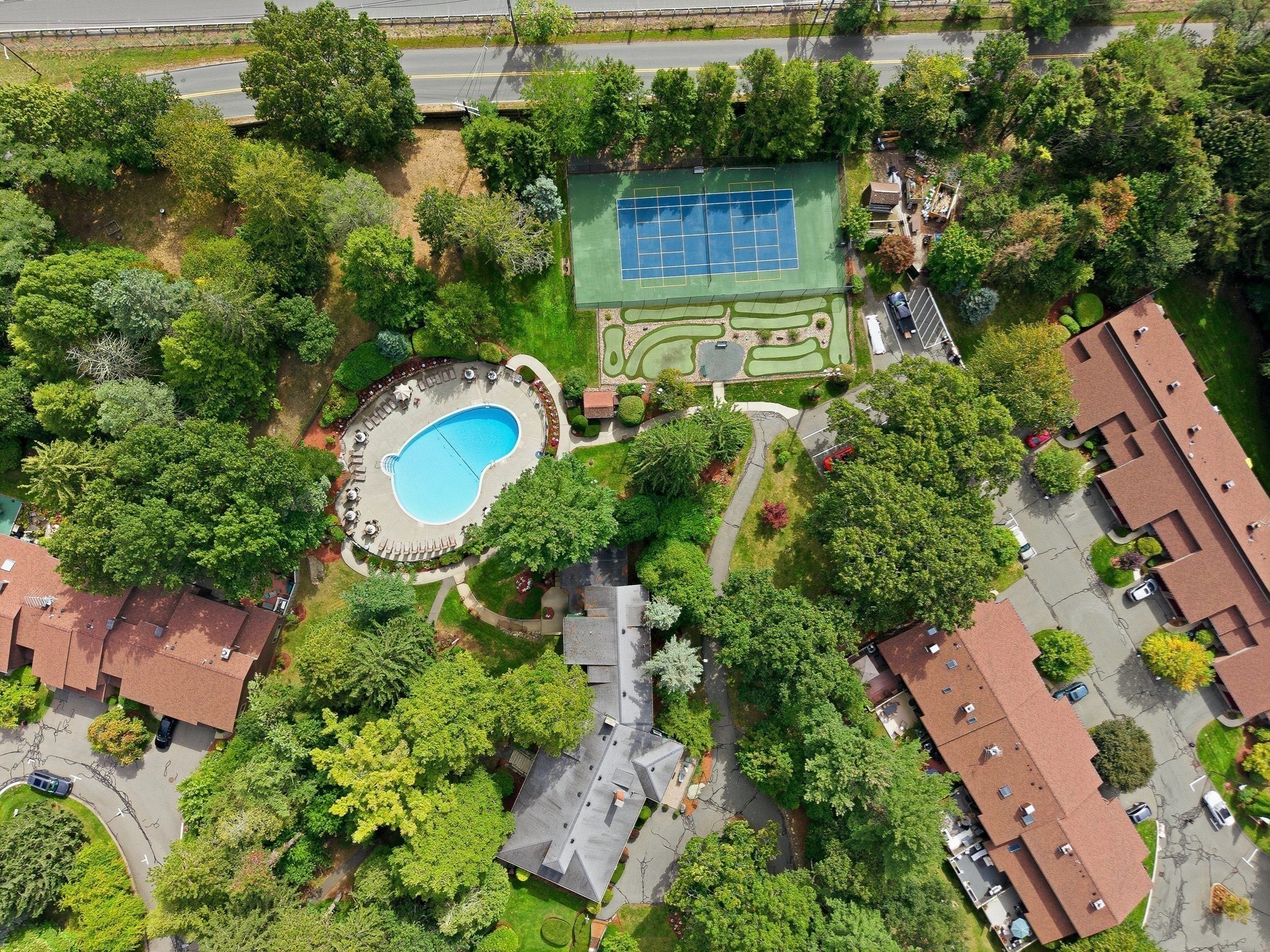 16 Country Club Rd Unit 16, Peabody, MA 01960 - Image 32