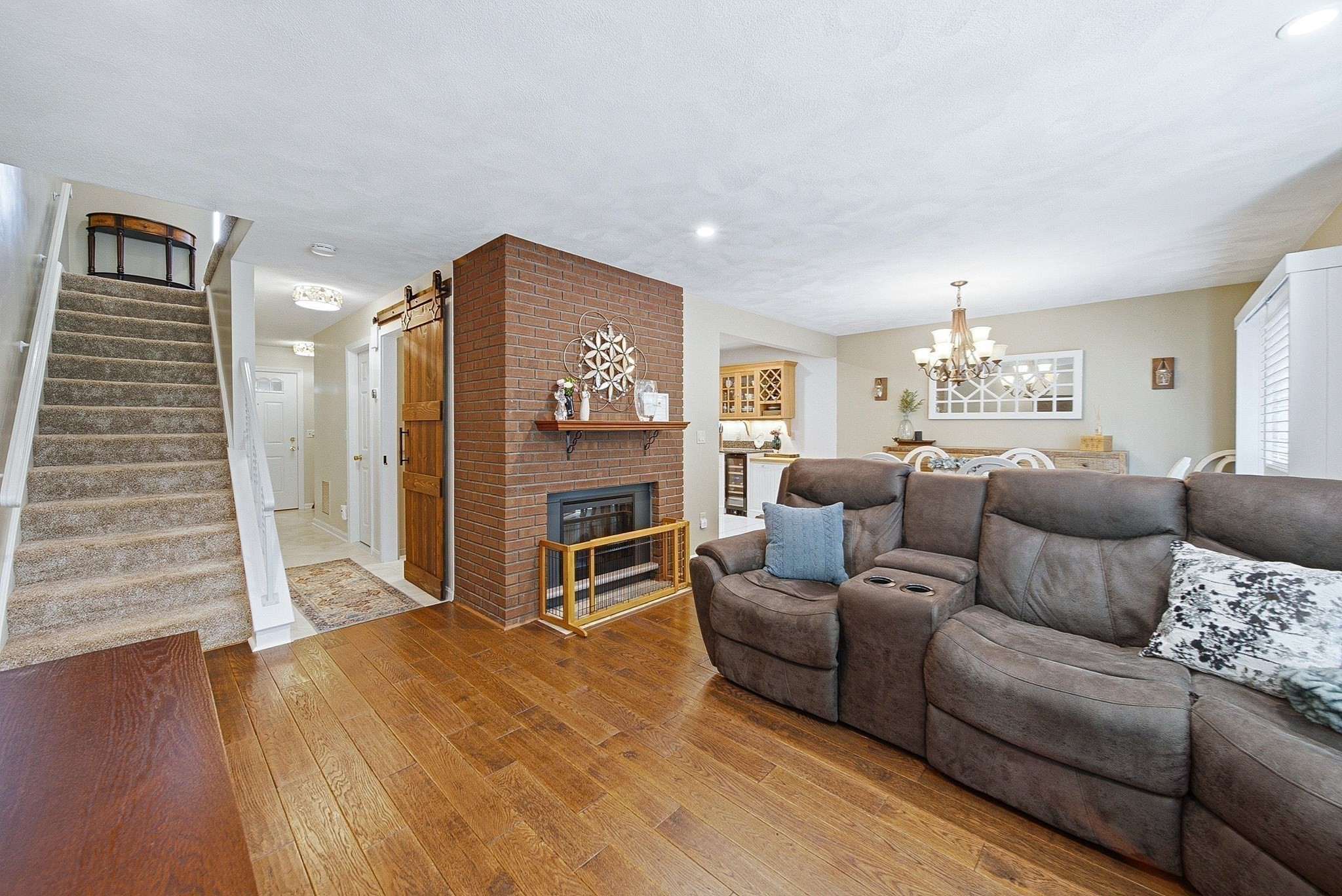 16 Country Club Rd Unit 16, Peabody, MA 01960 - Image 10