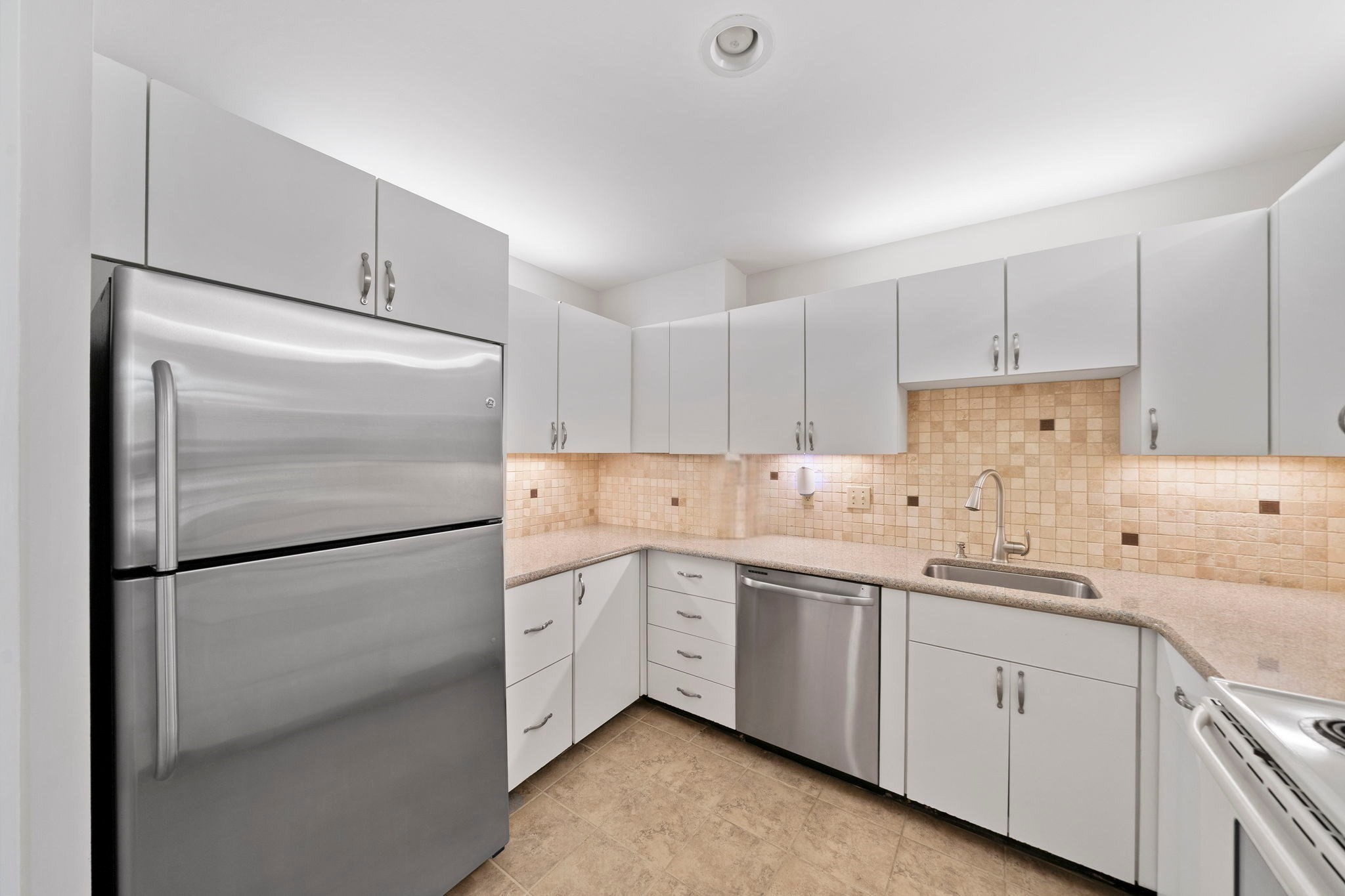 100 Parks St Unit 27, Duxbury, MA 02332