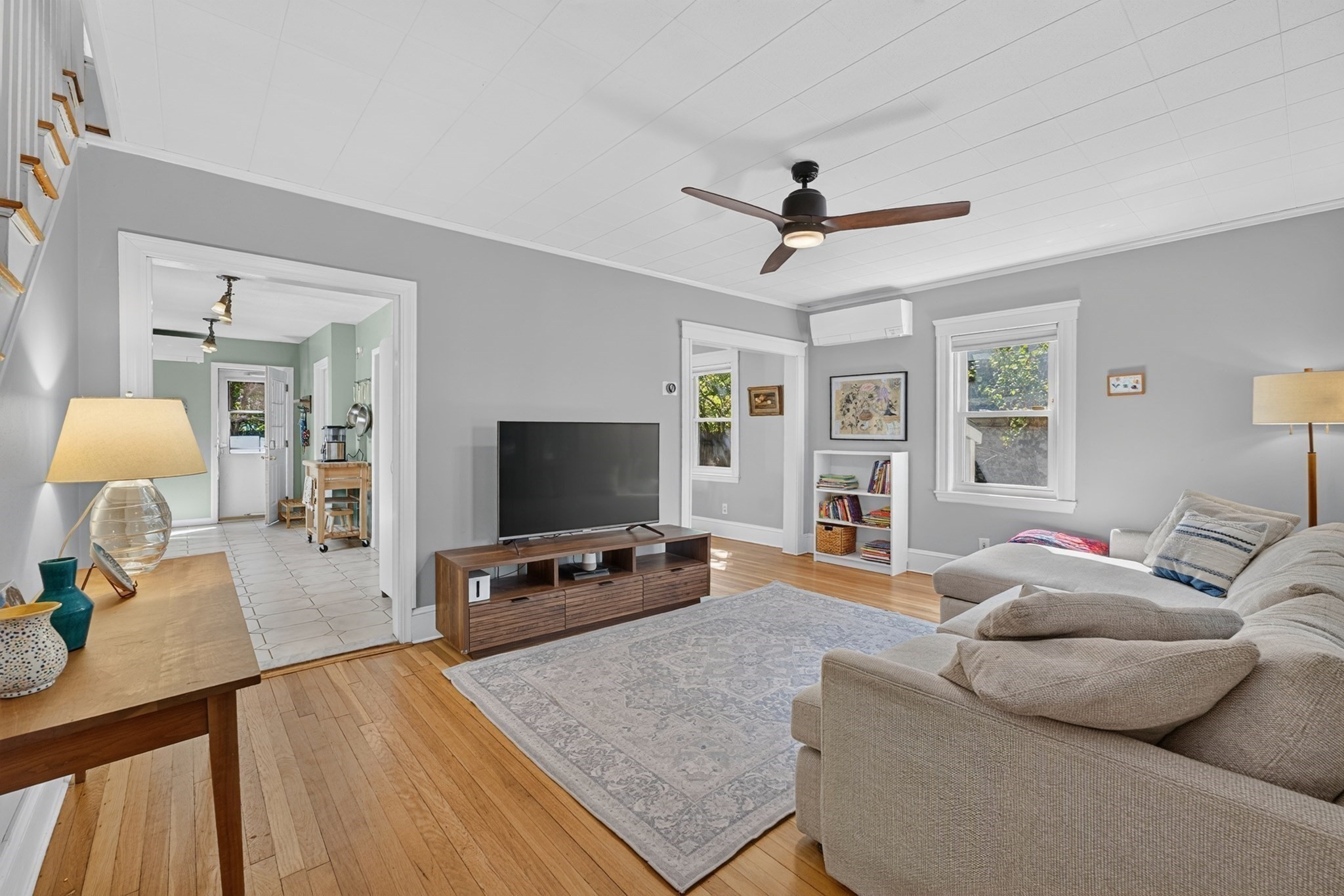 15 Draper St, Medford, MA 02155 - Image 2