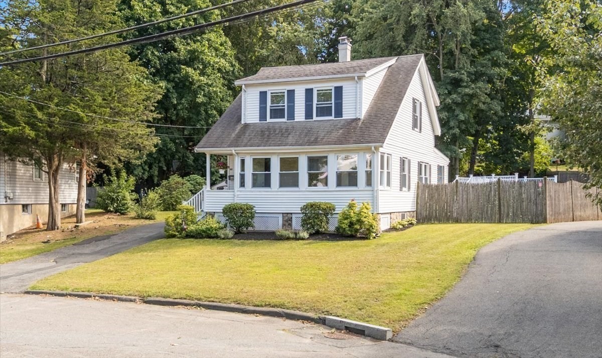 66 Edgemere Rd, Lynn, MA 01904