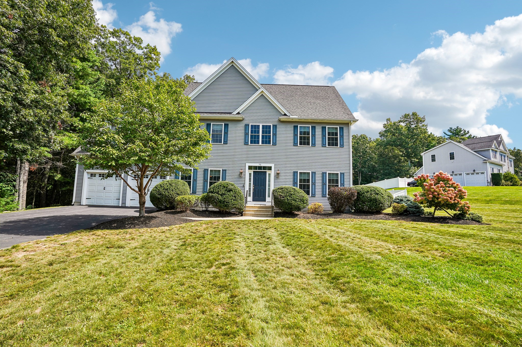 75 Silver Fox Rd, Franklin, MA 02038
