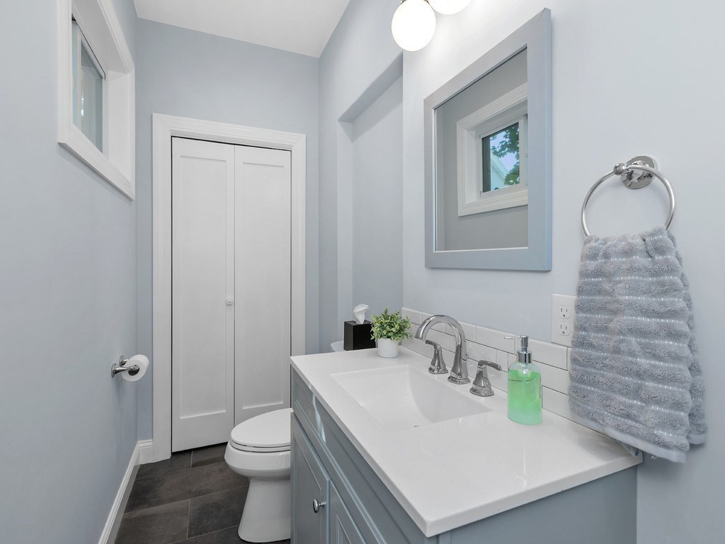 28 Ash Street Unit 2, Waltham, MA 02453 - Image 14