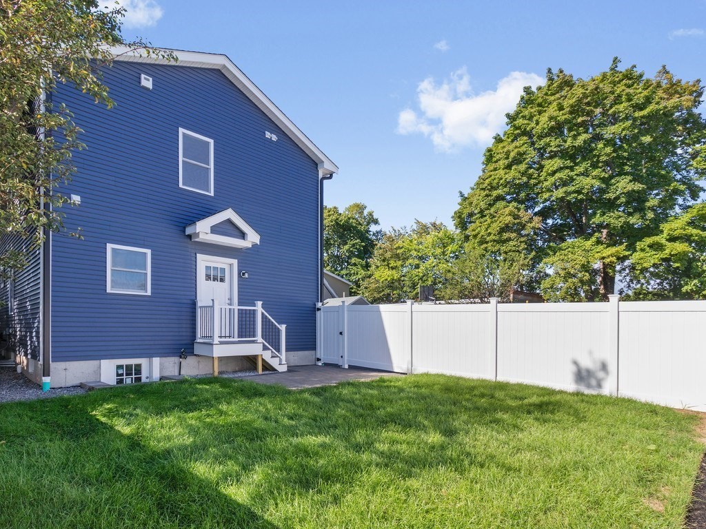 28 Ash Street Unit 2, Waltham, MA 02453 - Image 3