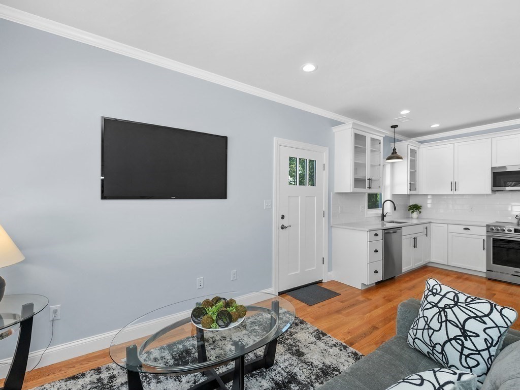 28 Ash Street Unit 2, Waltham, MA 02453 - Image 8