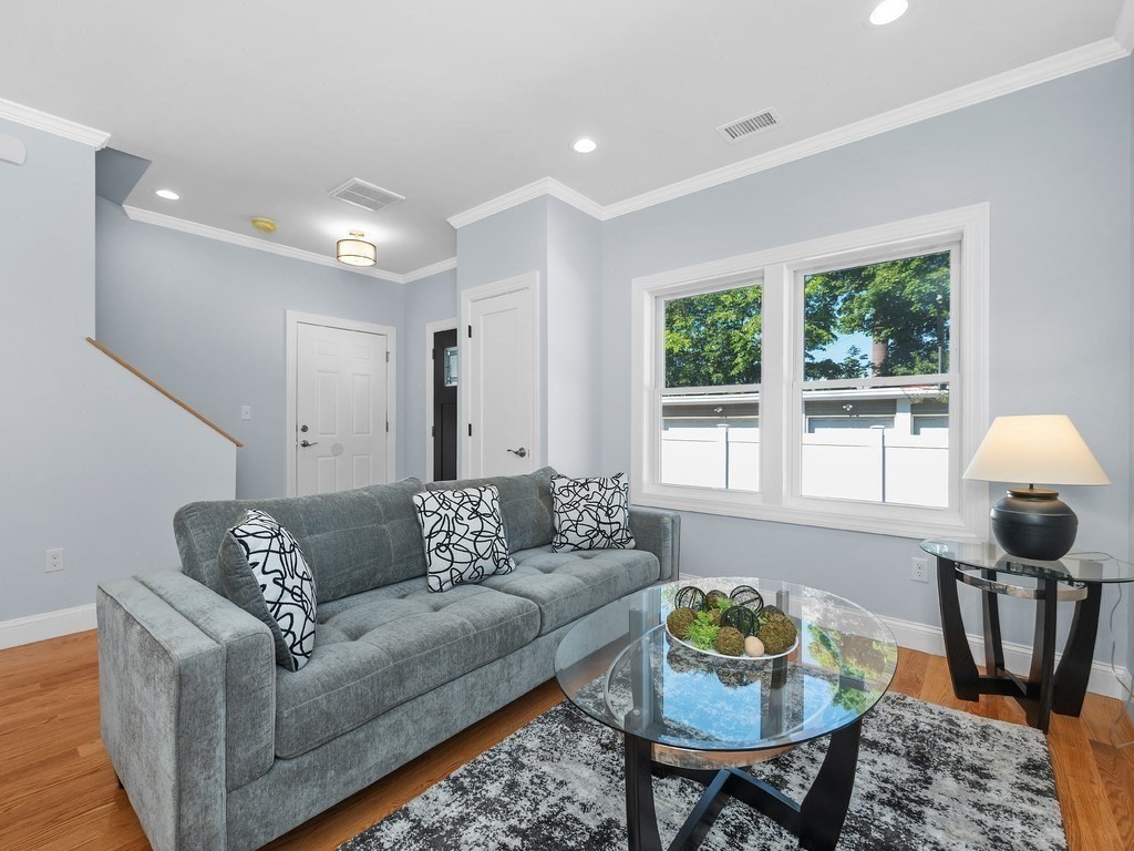 28 Ash Street Unit 2, Waltham, MA 02453 - Image 9