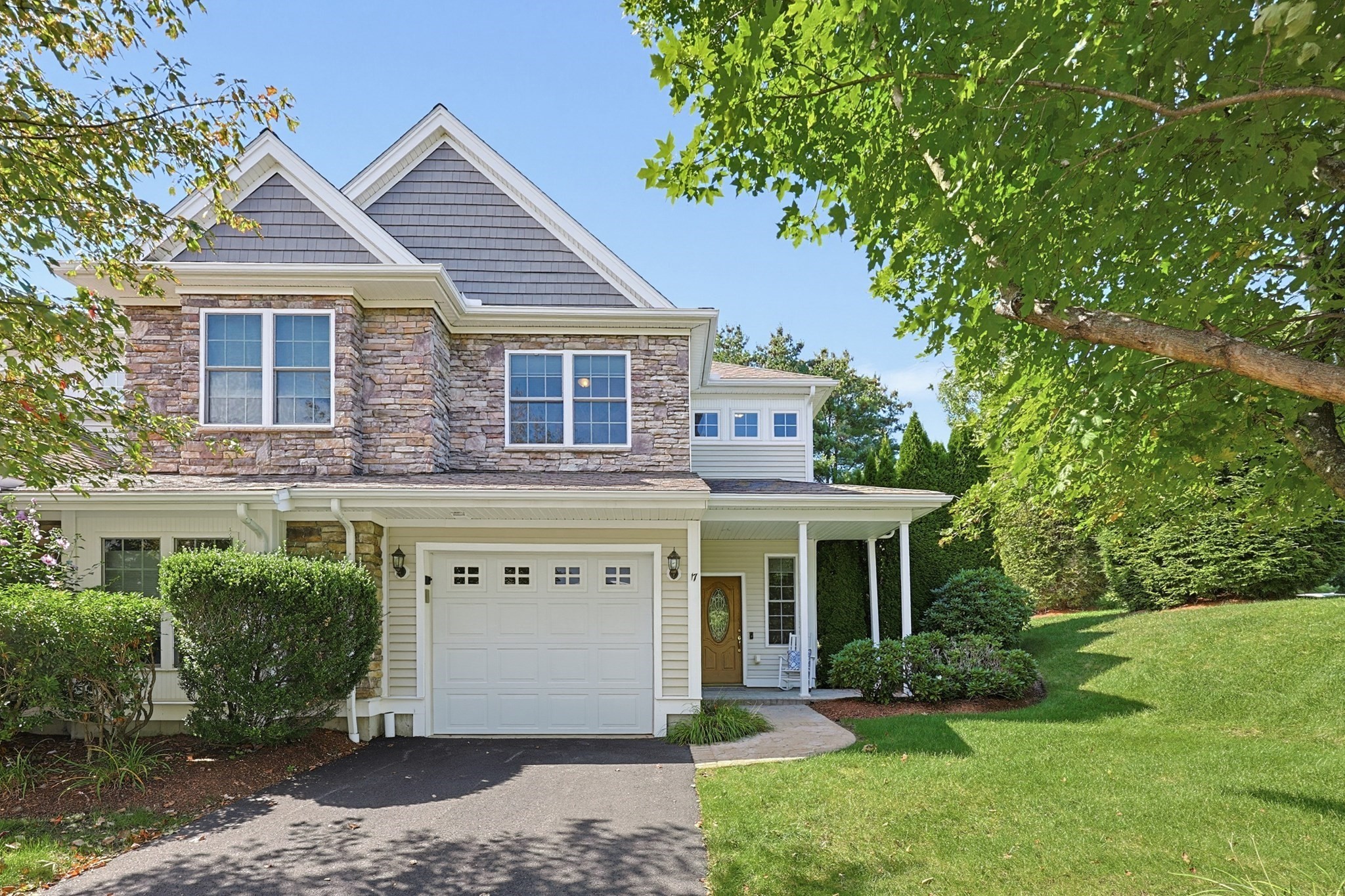17 Hartland Way Unit 17, Acton, MA 01720