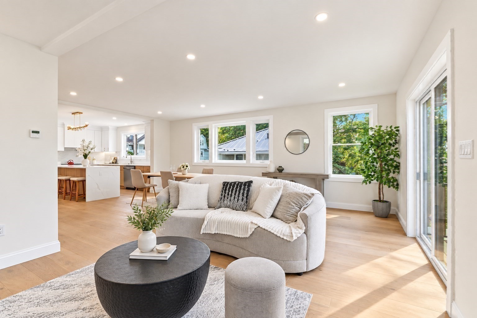 8 Guild St, Medford, MA 02155 - Image 12