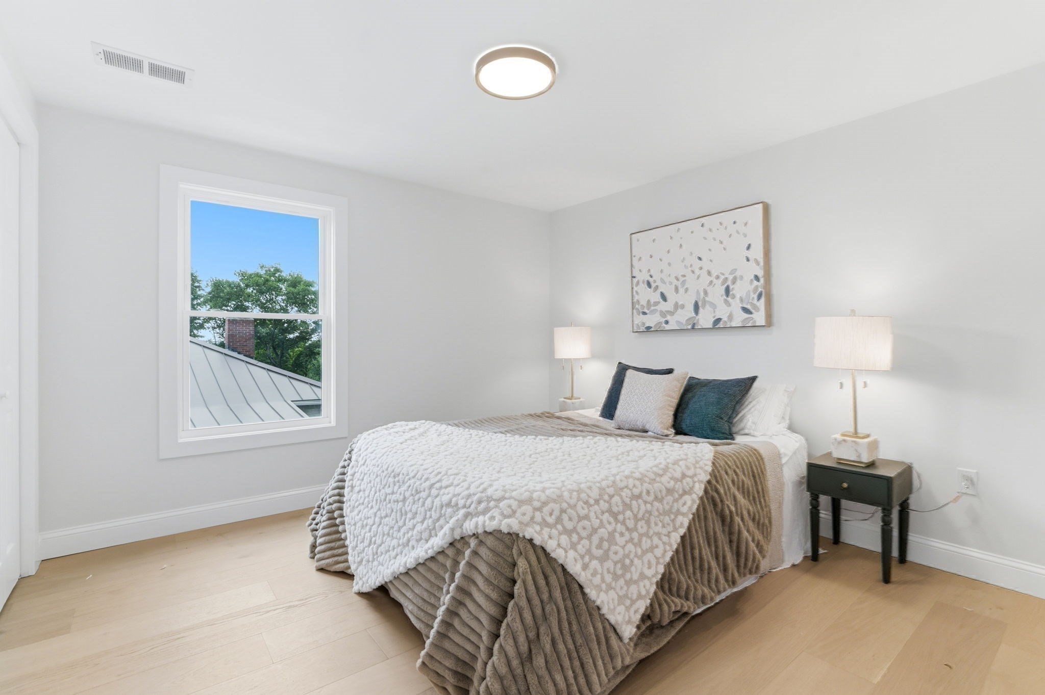 8 Guild St, Medford, MA 02155 - Image 21
