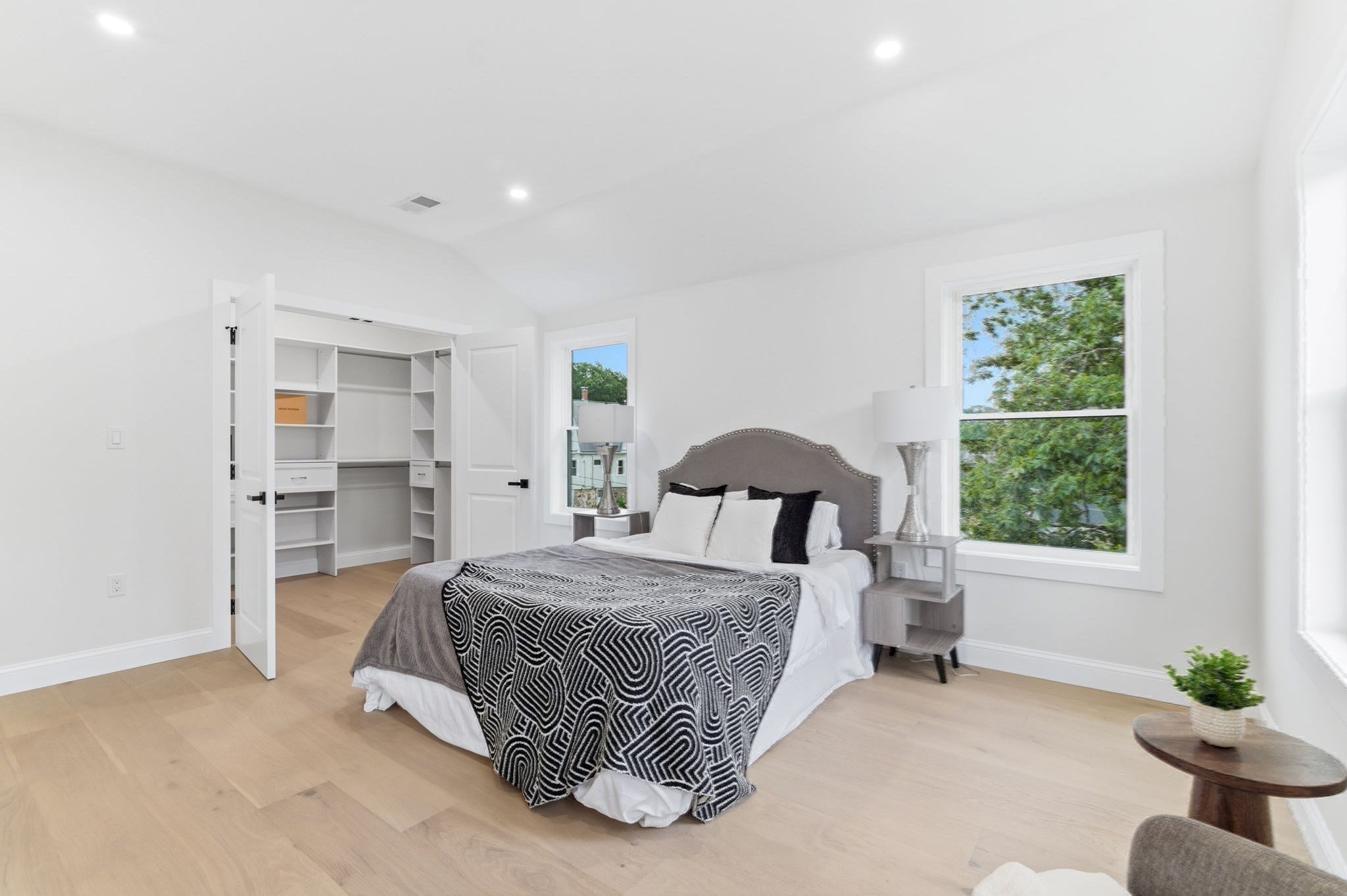 8 Guild St, Medford, MA 02155 - Image 26