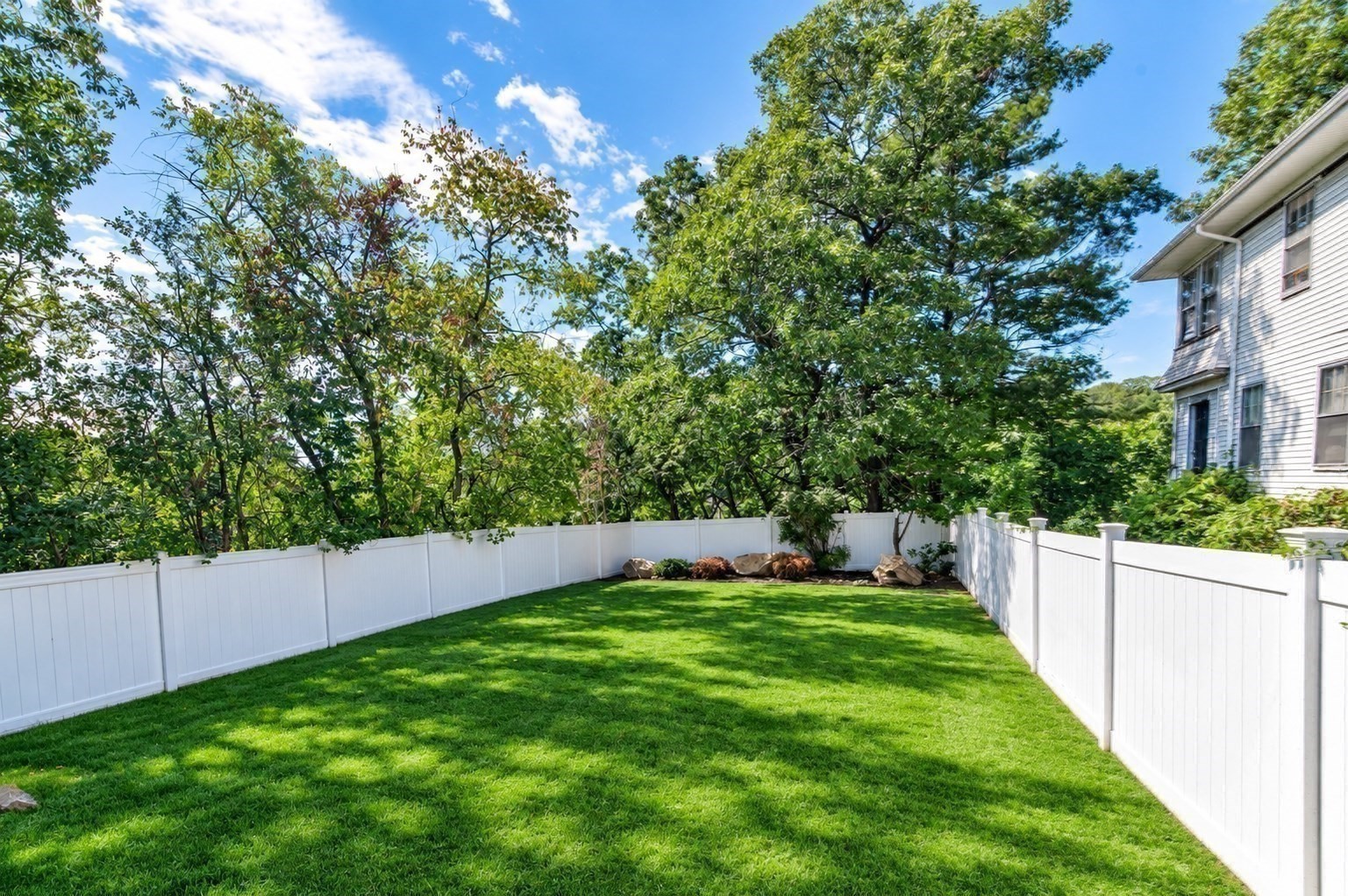 8 Guild St, Medford, MA 02155 - Image 38
